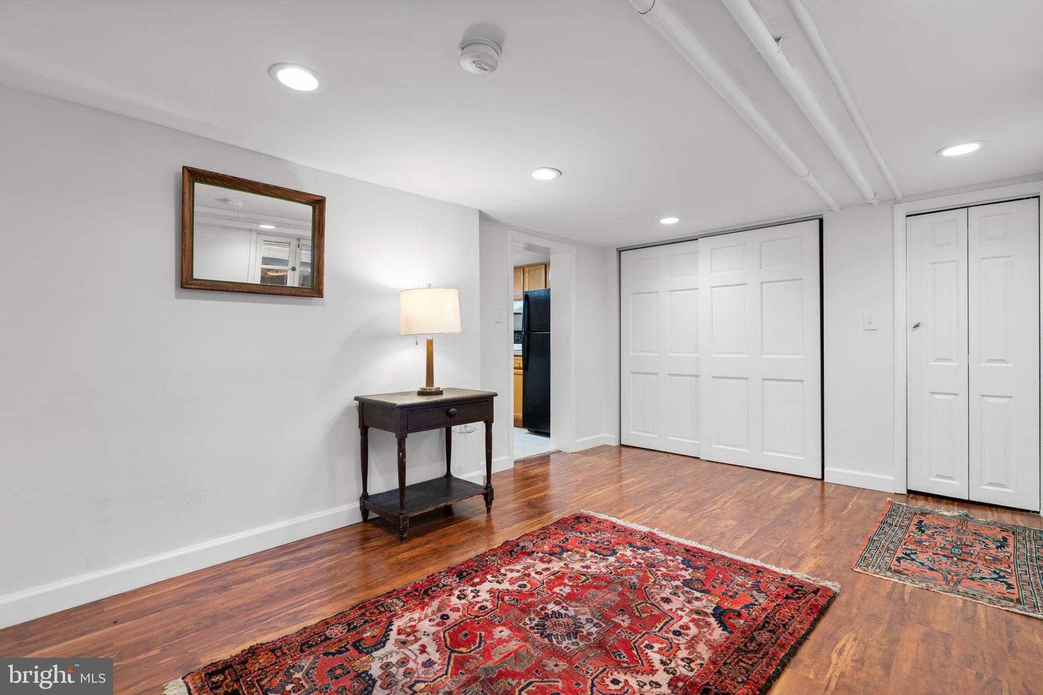 4004 Ingraham St photo 25