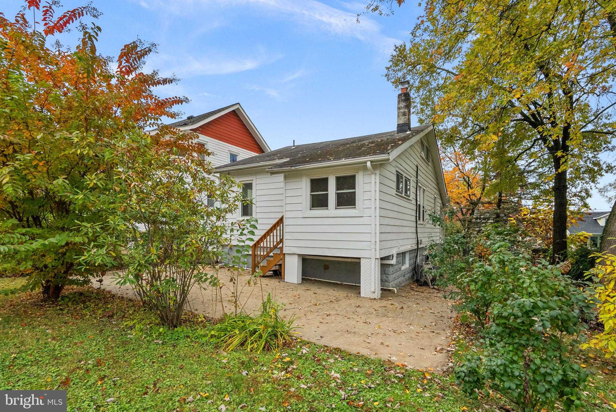 4004 Ingraham St photo 29