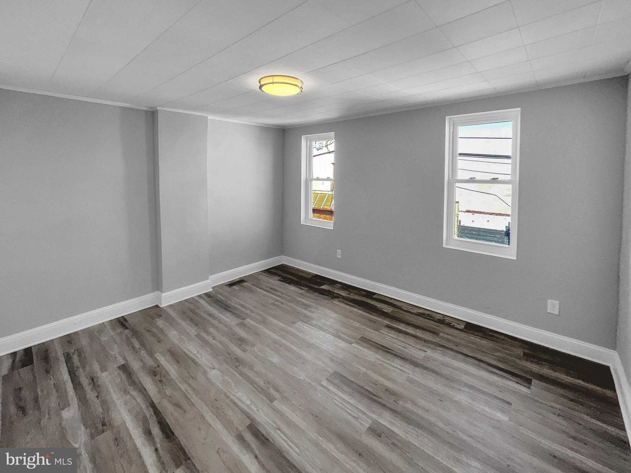 160 Mcclellan St photo 16