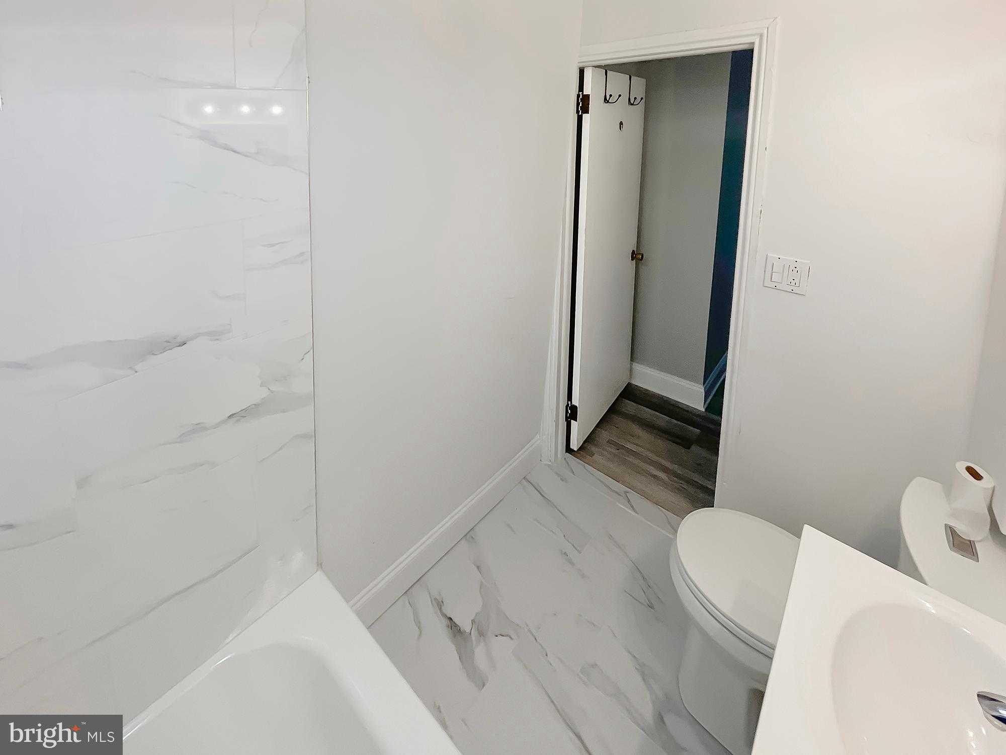 160 Mcclellan St photo 24