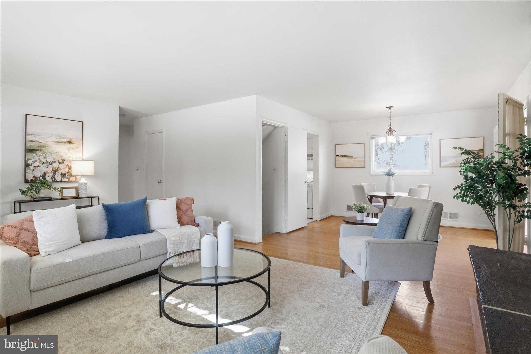 10014 Cedar Ln photo 5