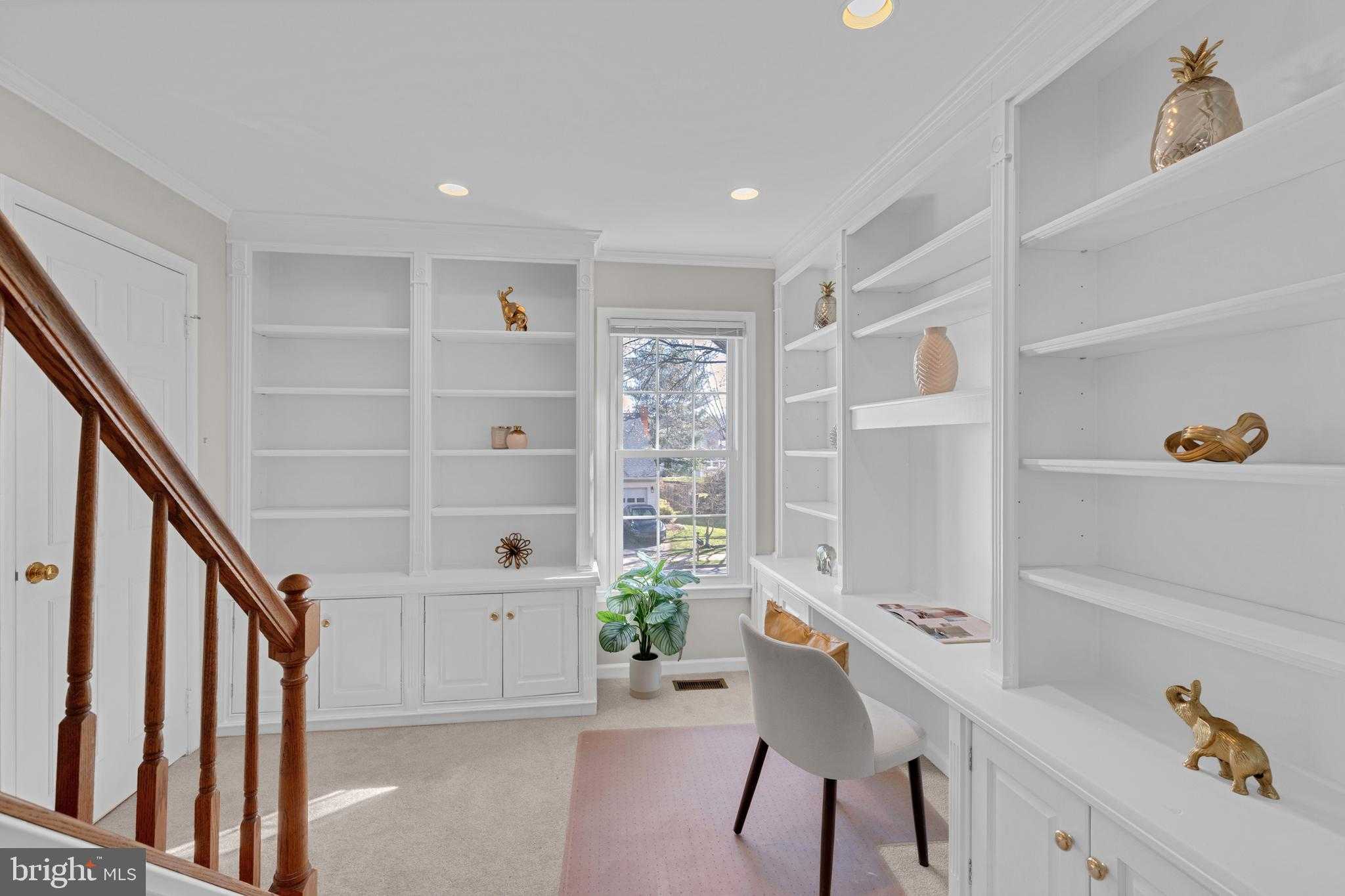 7239 Devereux CT photo 39