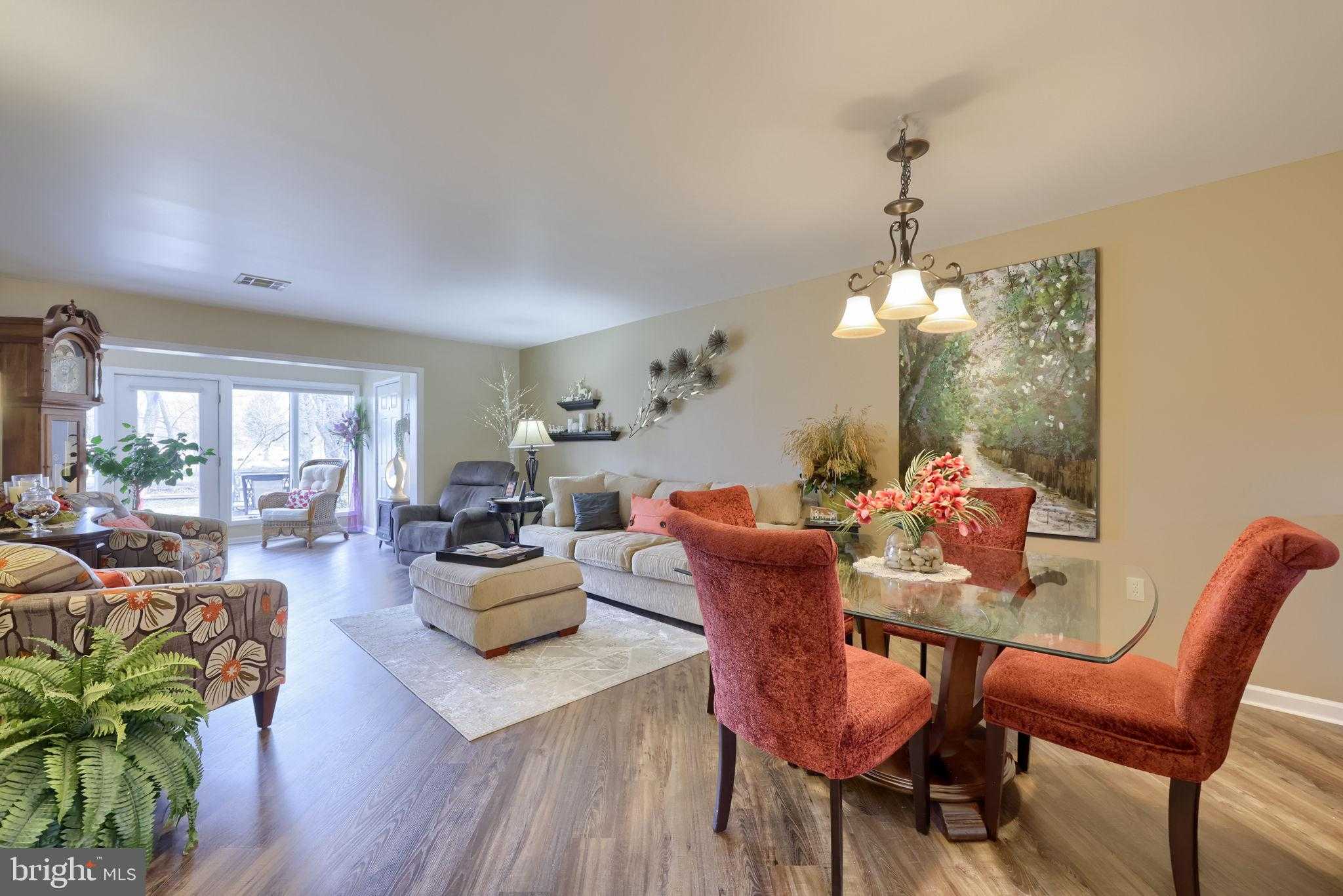 225 Black Oak Dr photo 8