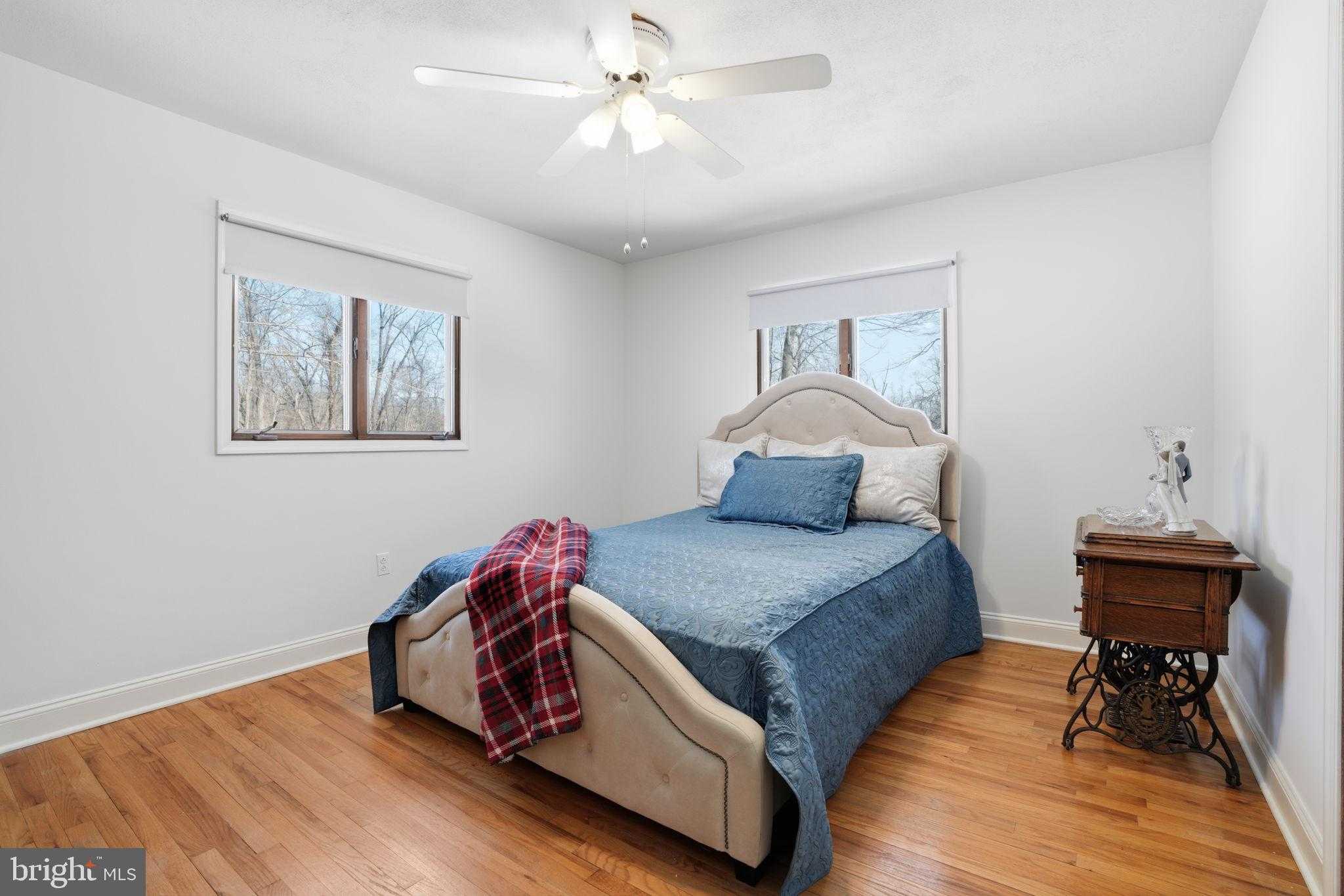 216 Bruce Rd photo 23