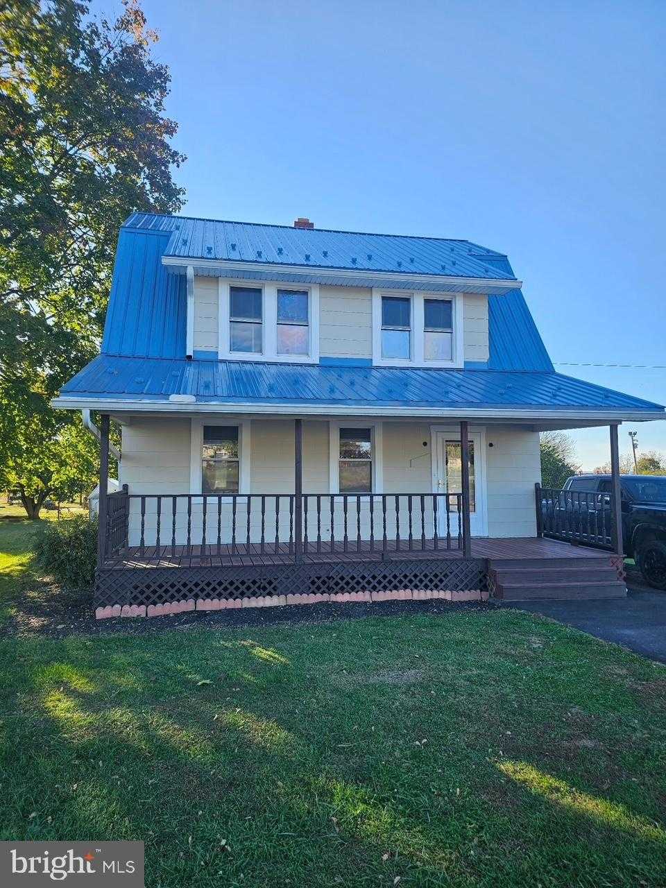 15444 Pennsylvania Ave photo 2