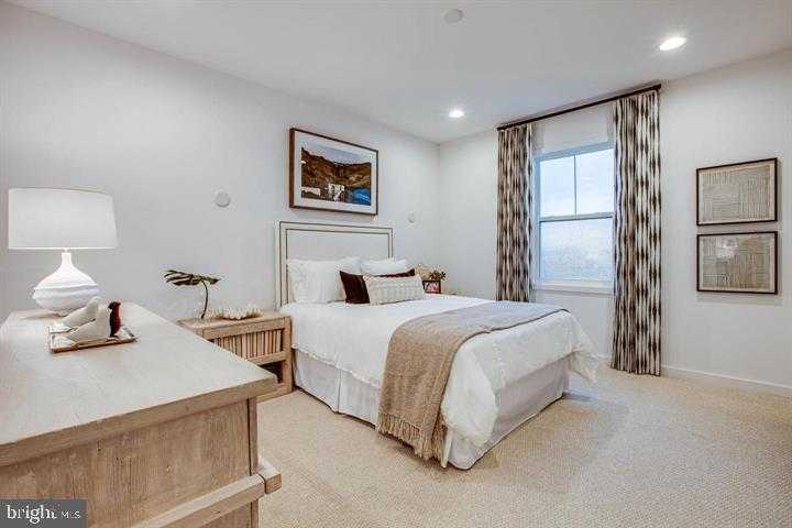 37 Forest Dr photo 22