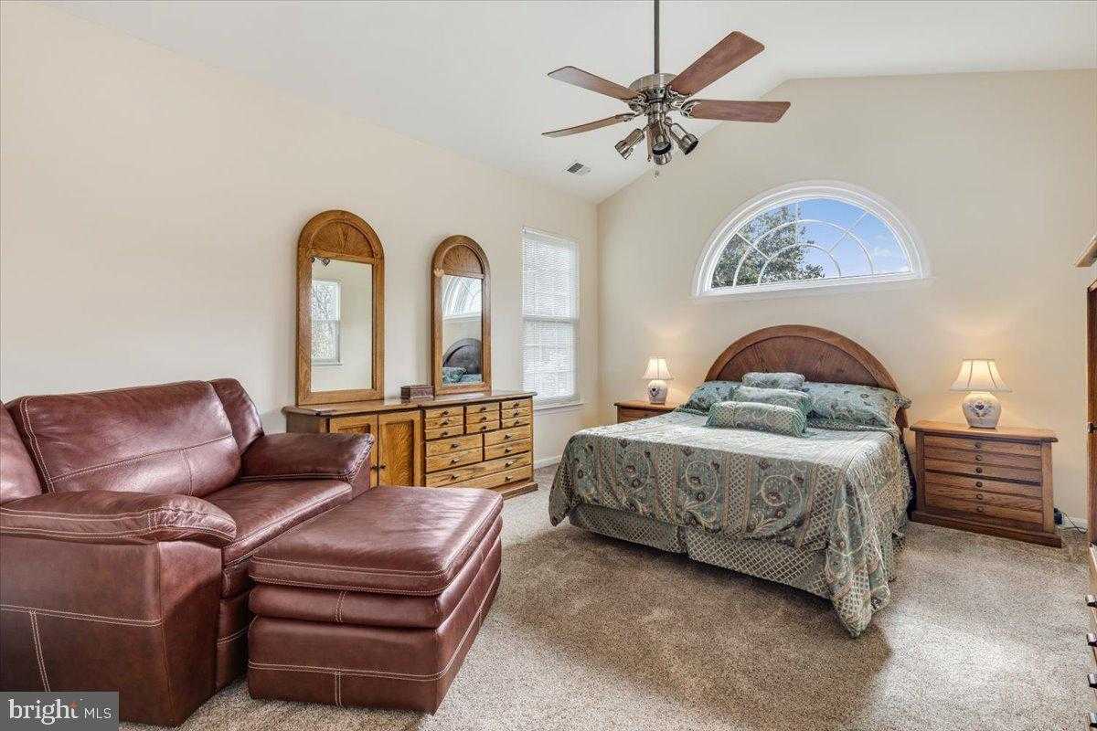 6753 Edge Cliff Dr photo 23