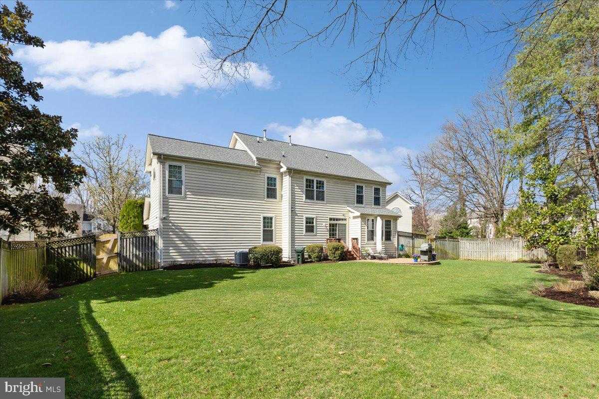 6753 Edge Cliff Dr photo 40