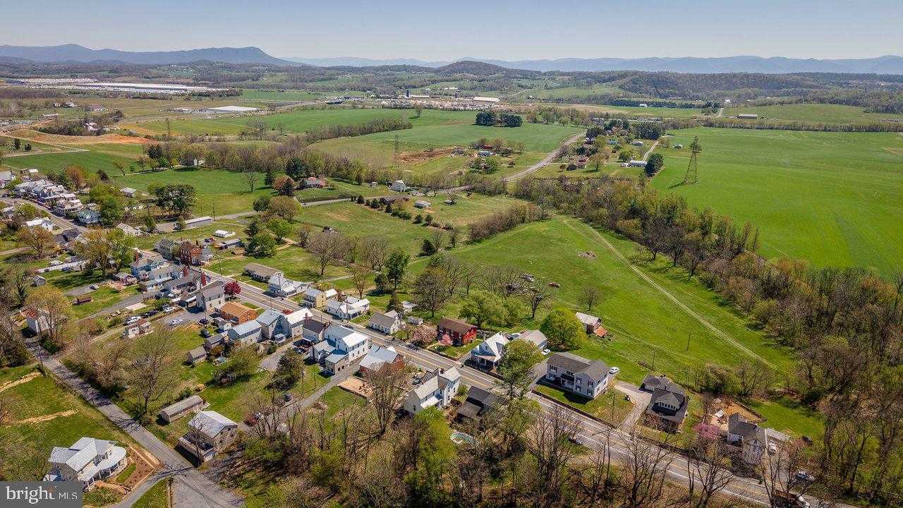 522 S Main St photo 55