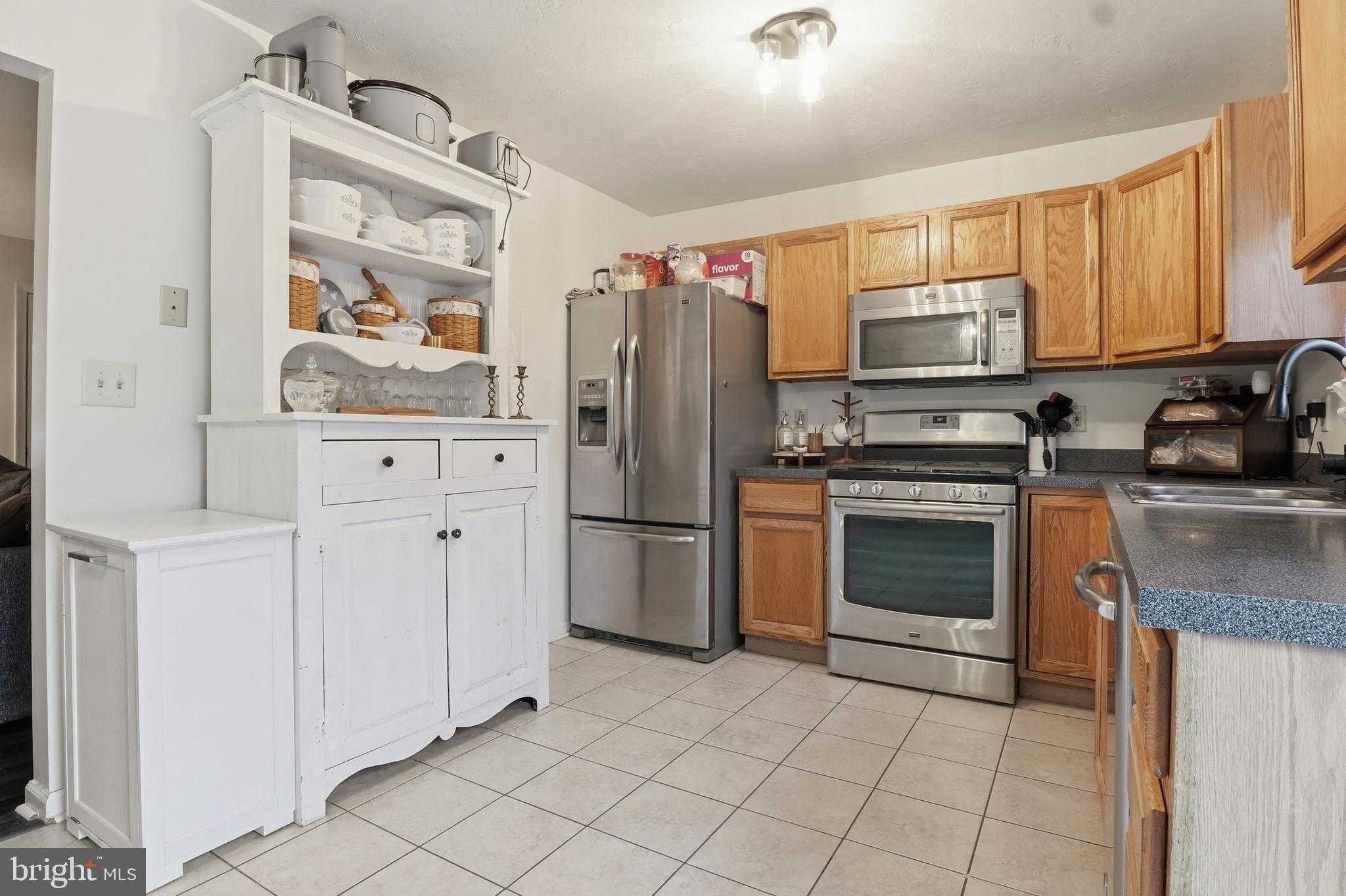 51 Abbotts Dr photo 9