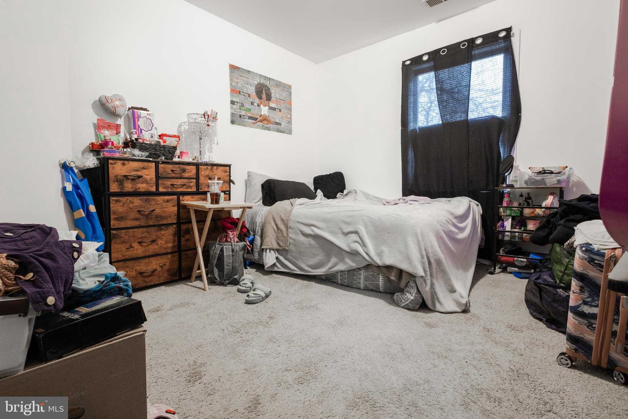 500 N Marshall St photo 33