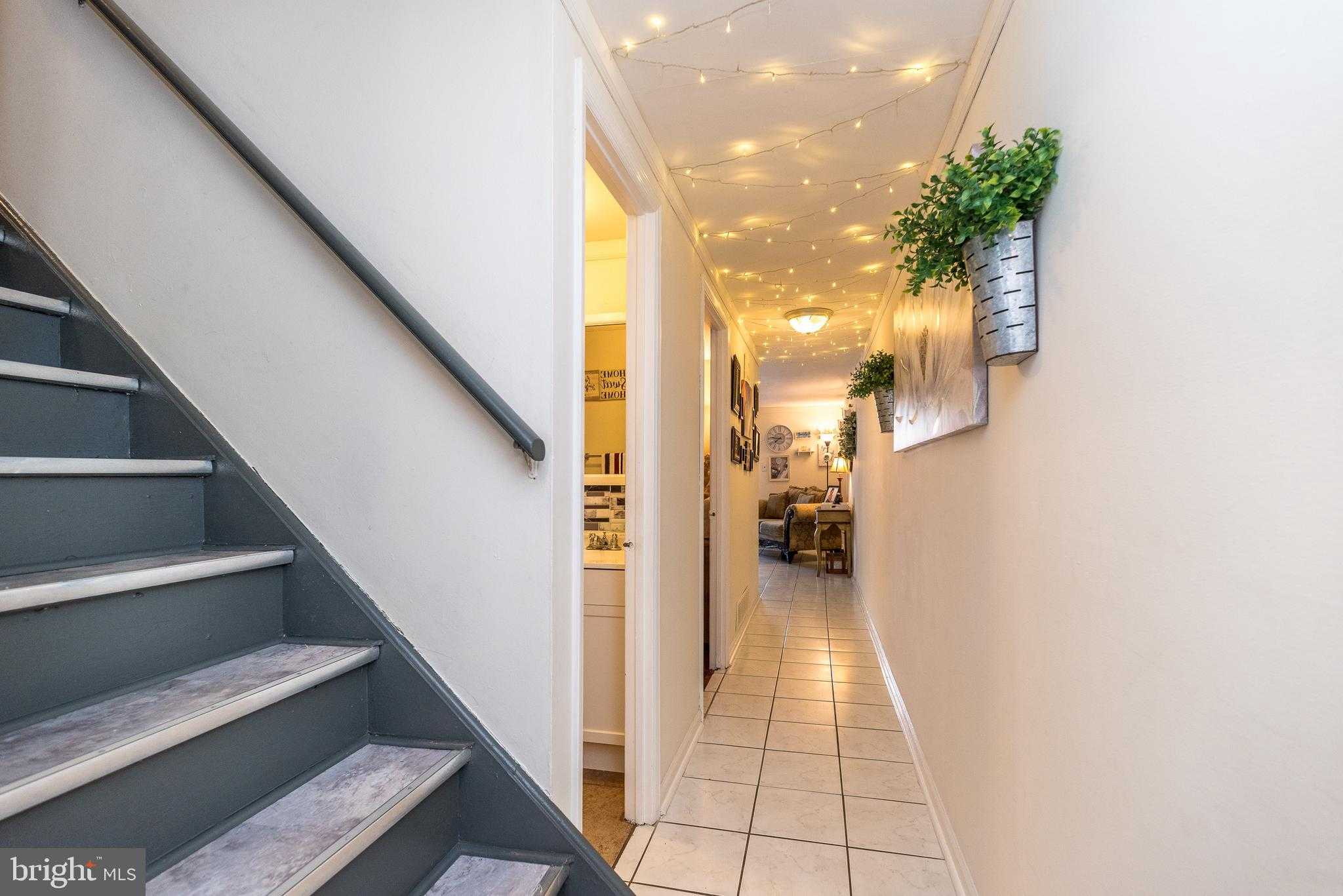 725 Brighton St photo 22