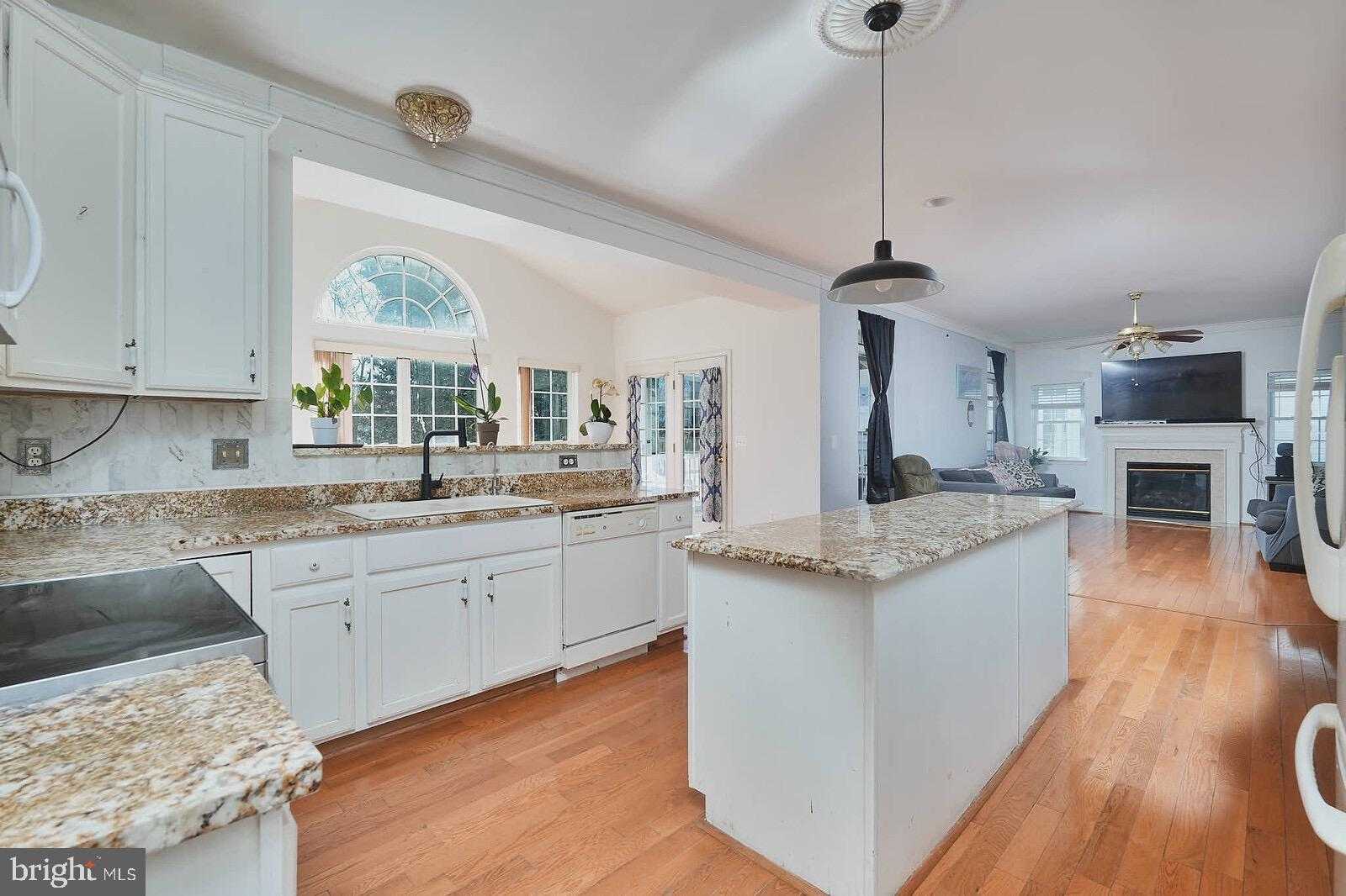 6671 Clarkes Meadow Dr photo 16