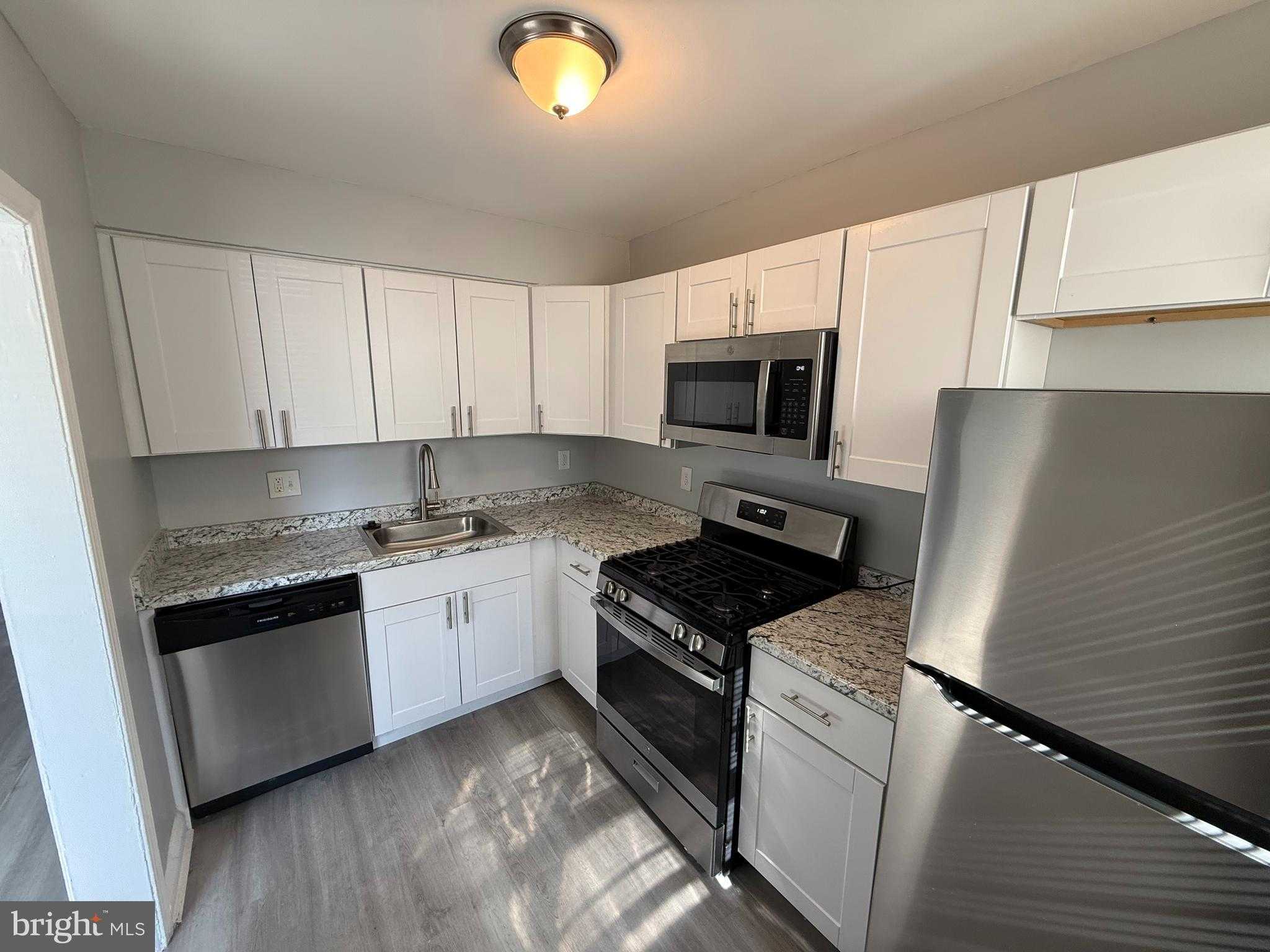 6114 Macbeth Dr photo 3