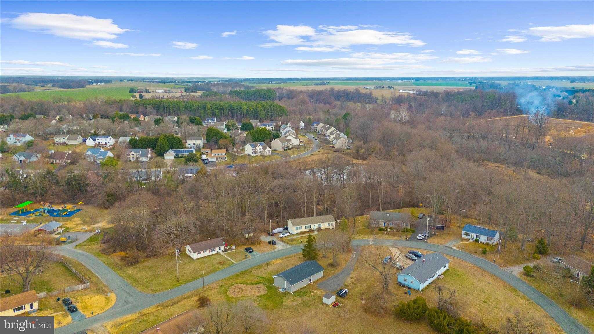 301 Lincoln Dr photo 31