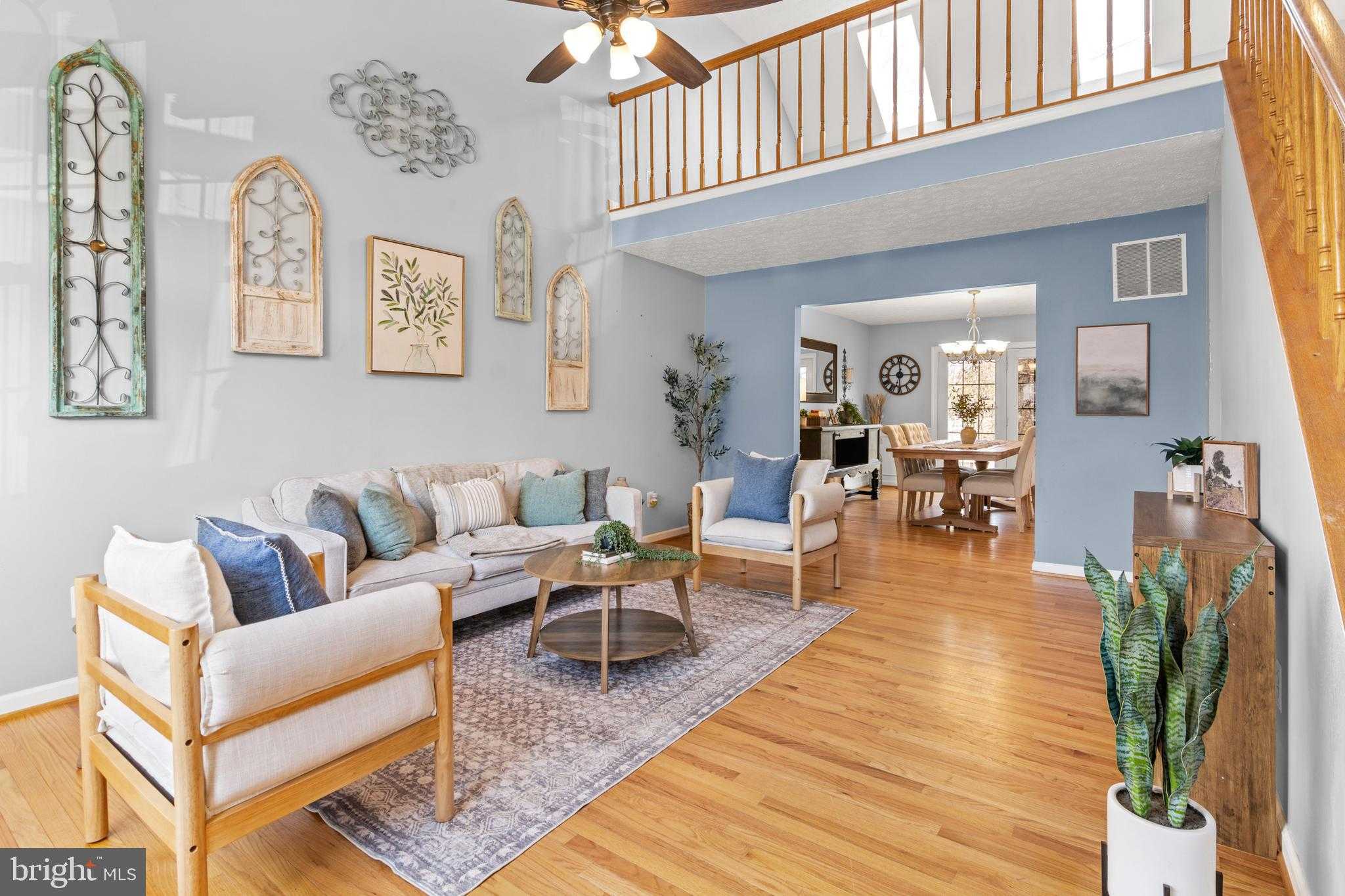 905 Fitzpatrick Dr photo 2