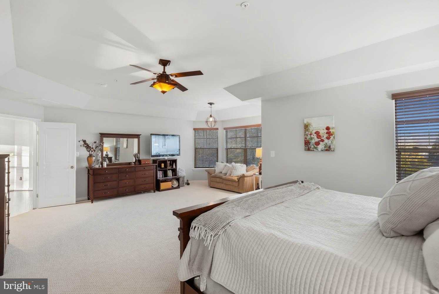 14521 Bluff Point CT photo 40