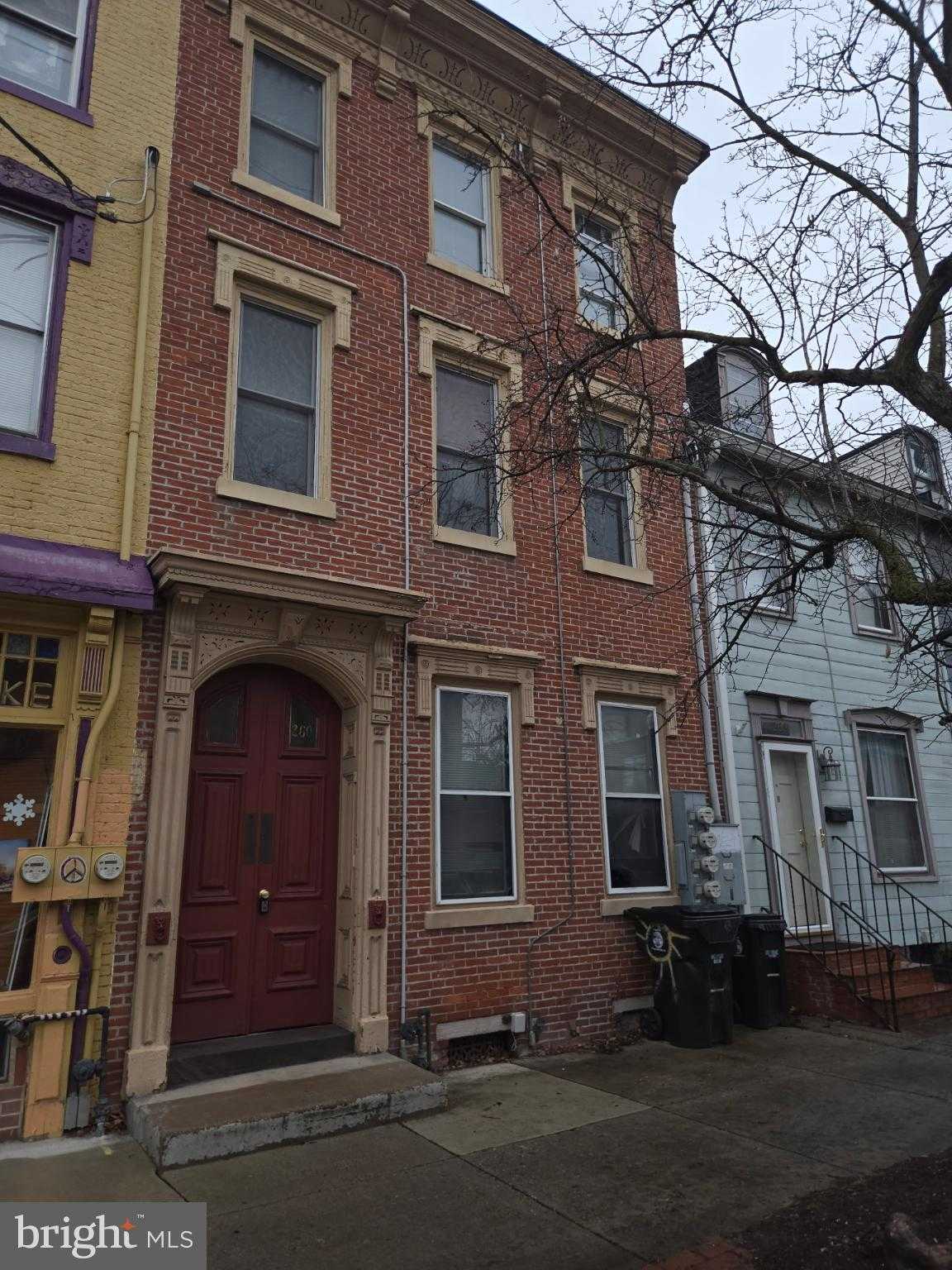 260 Verbeke St photo 23