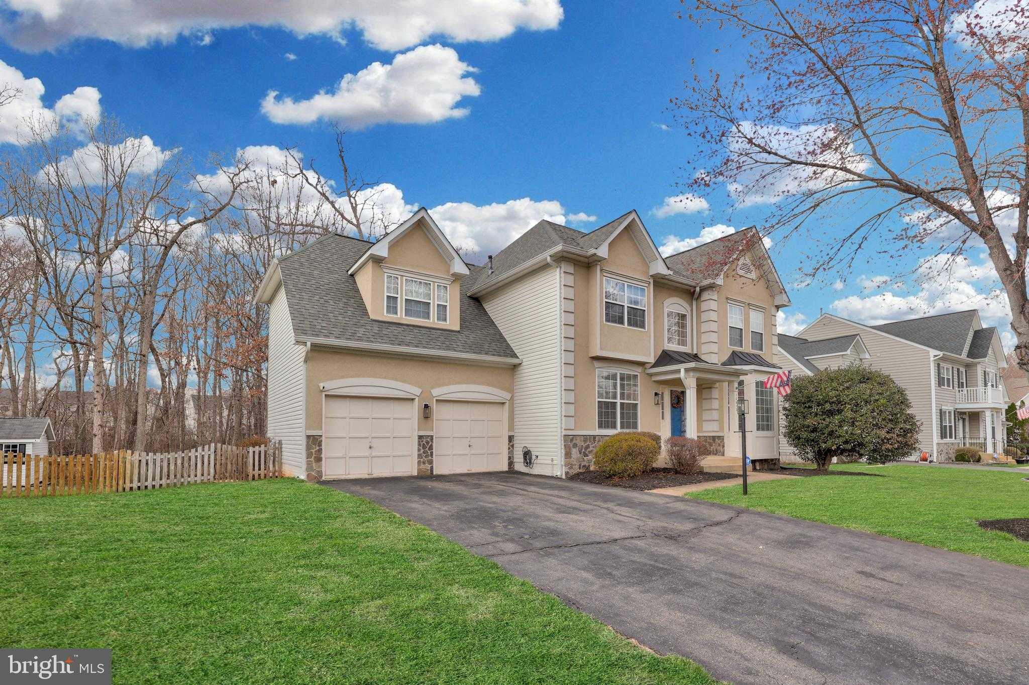 10612 Shady Creek CT photo 2