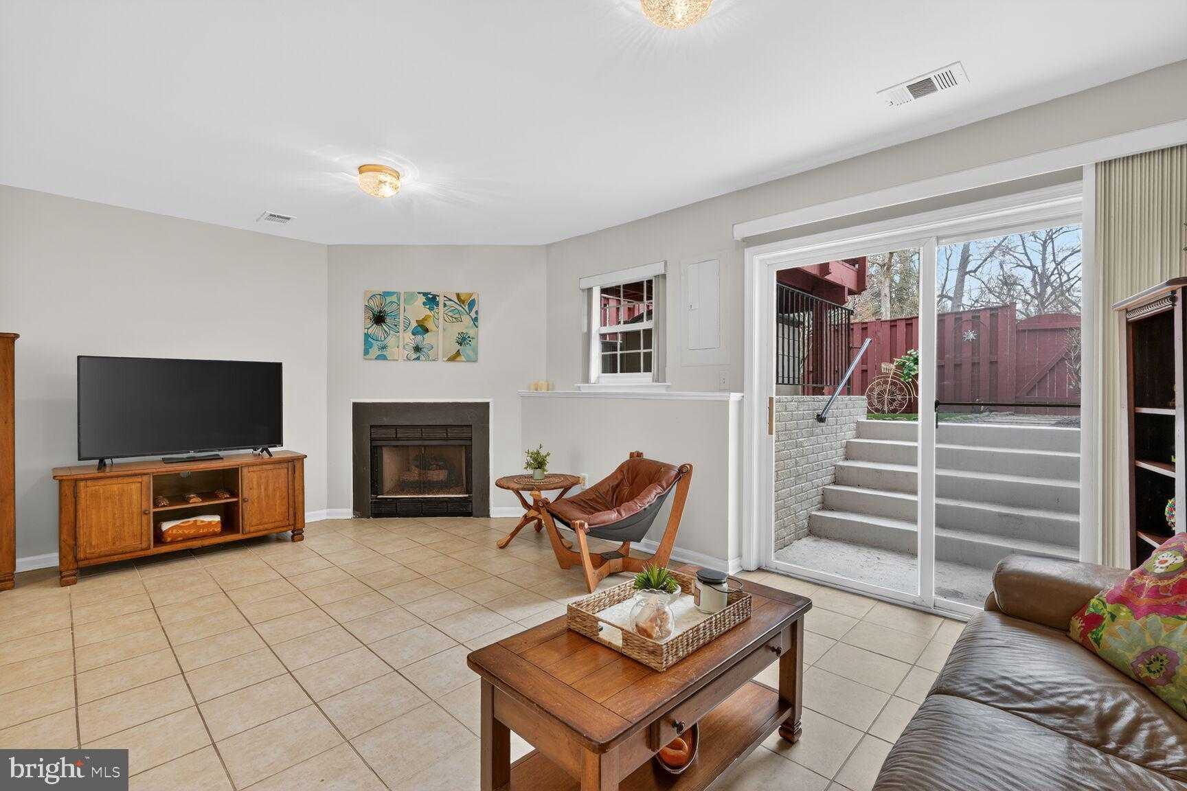 5528 Jowett CT photo 26