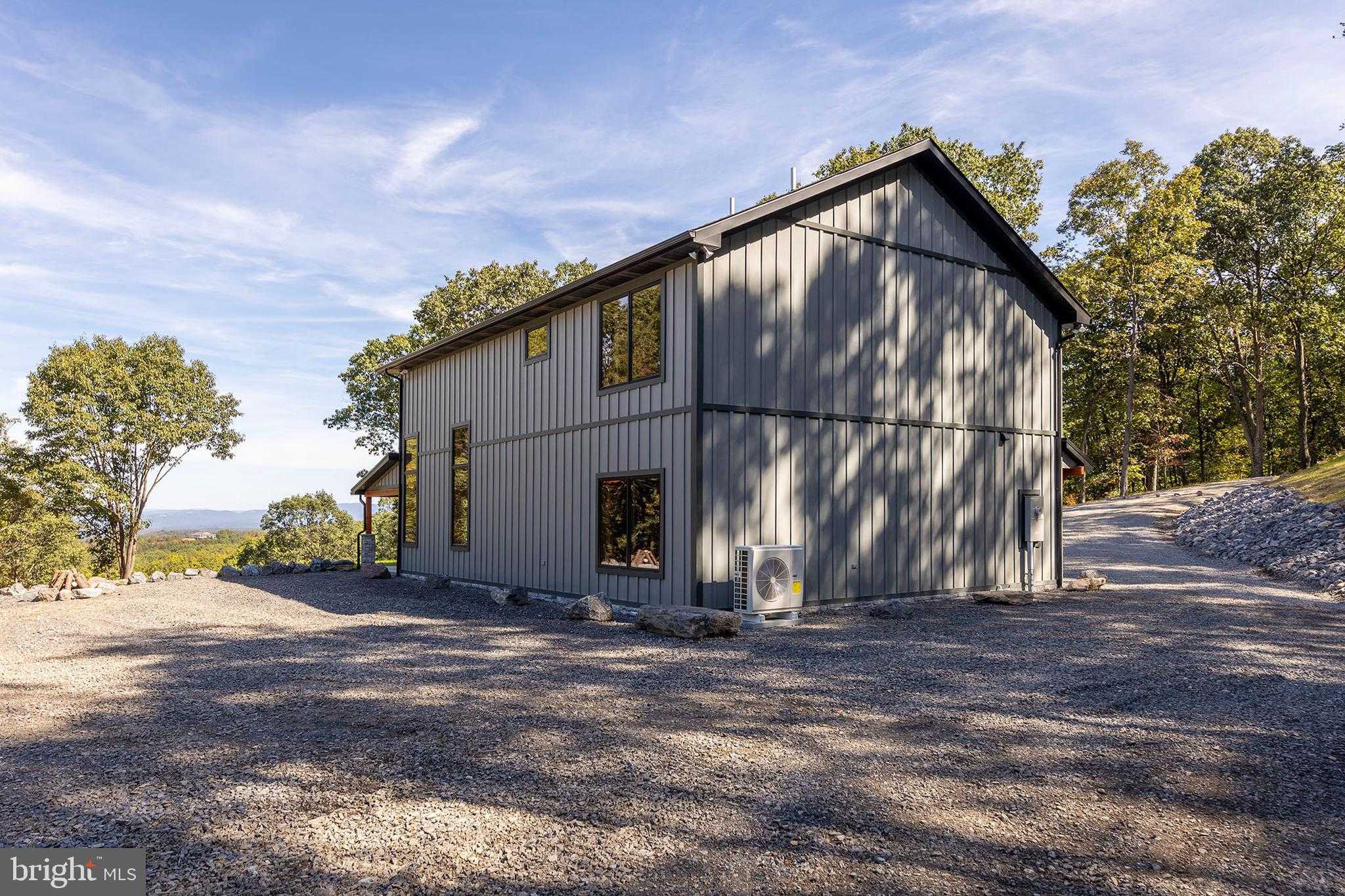 199 Bluffs Ridge Rd photo 4