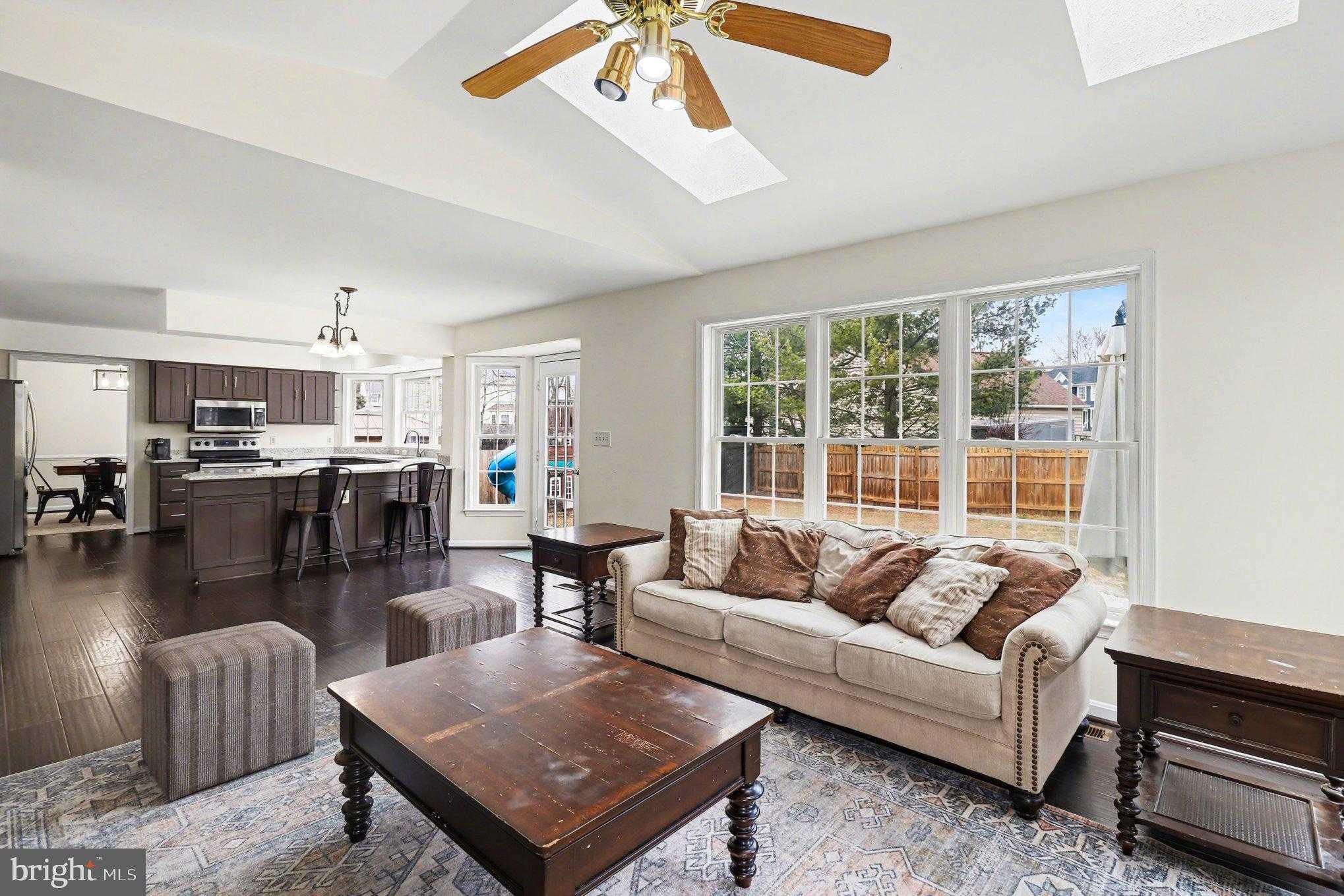 7415 Sterling Dr photo 12