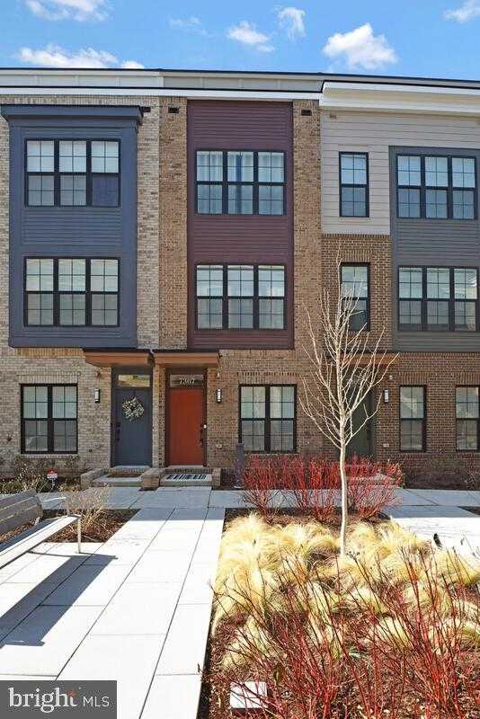 7367 Blade Dr photo 2