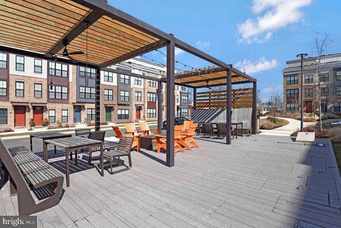 7367 Blade Dr photo 38