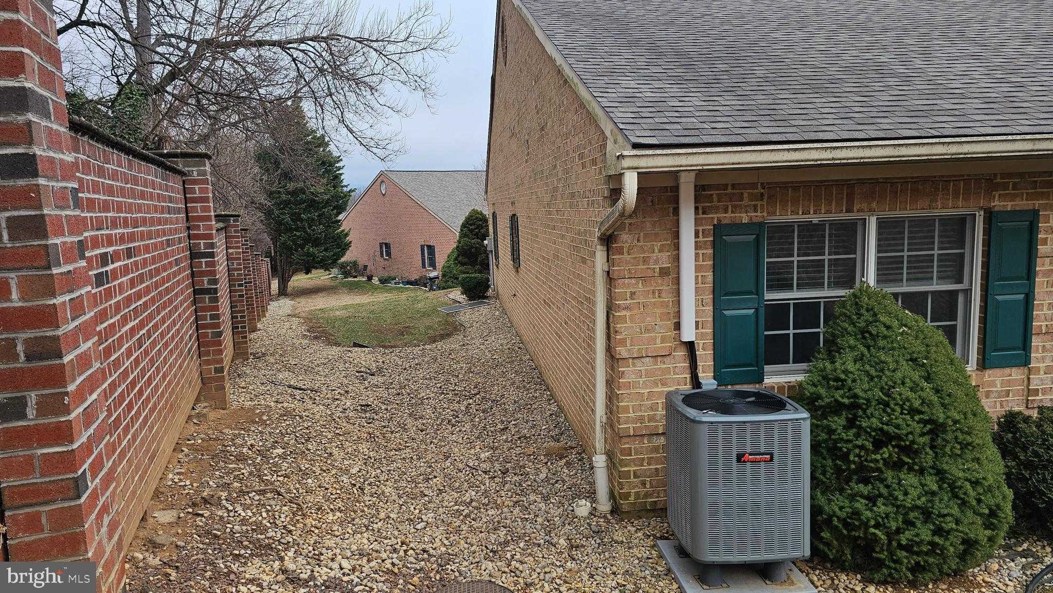 313 Sunbrook Ln # 95 photo 3