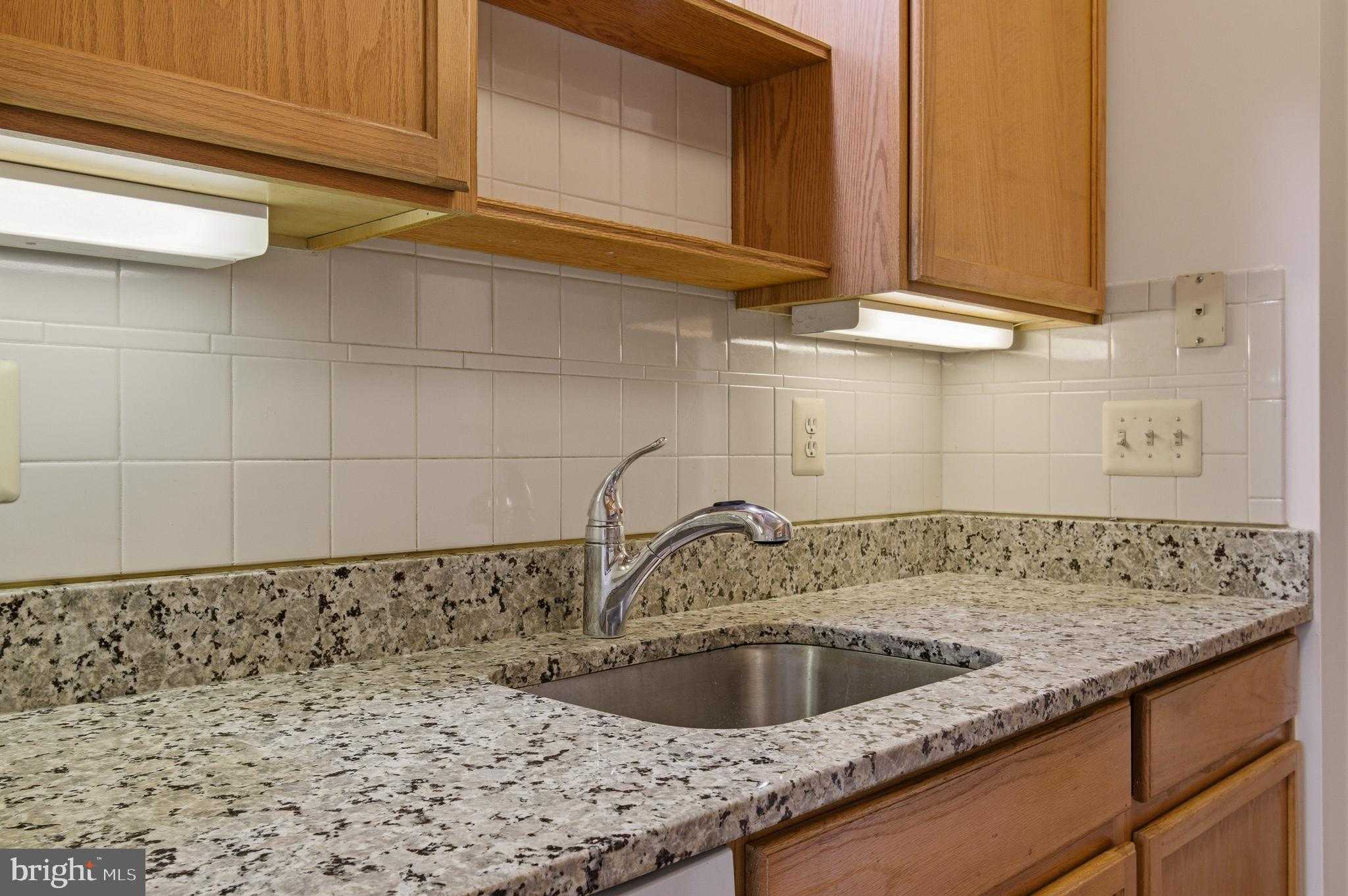 3860 Normandy Dr Apt 3d photo 28