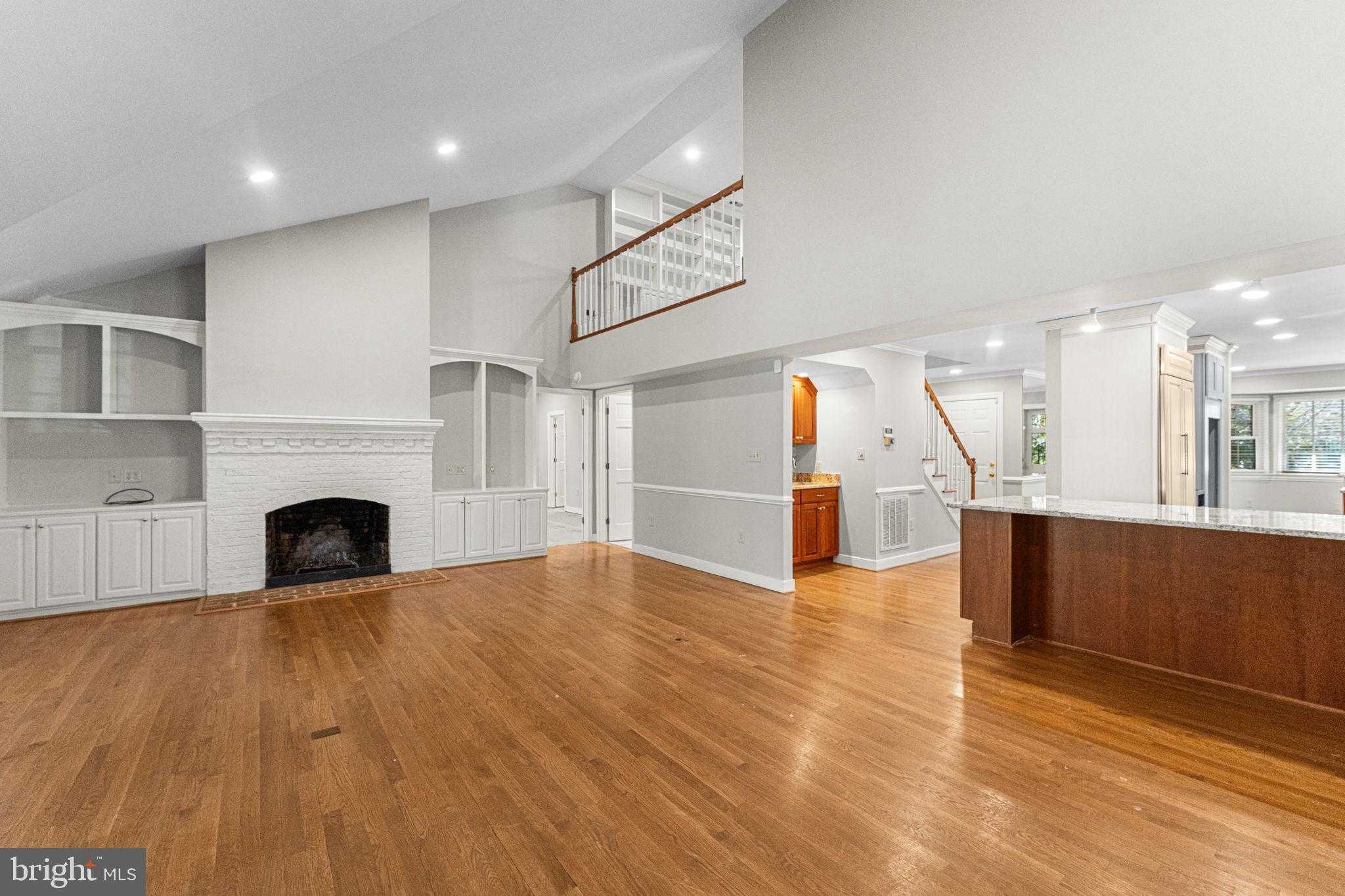 15 Heatherfield CT photo 14