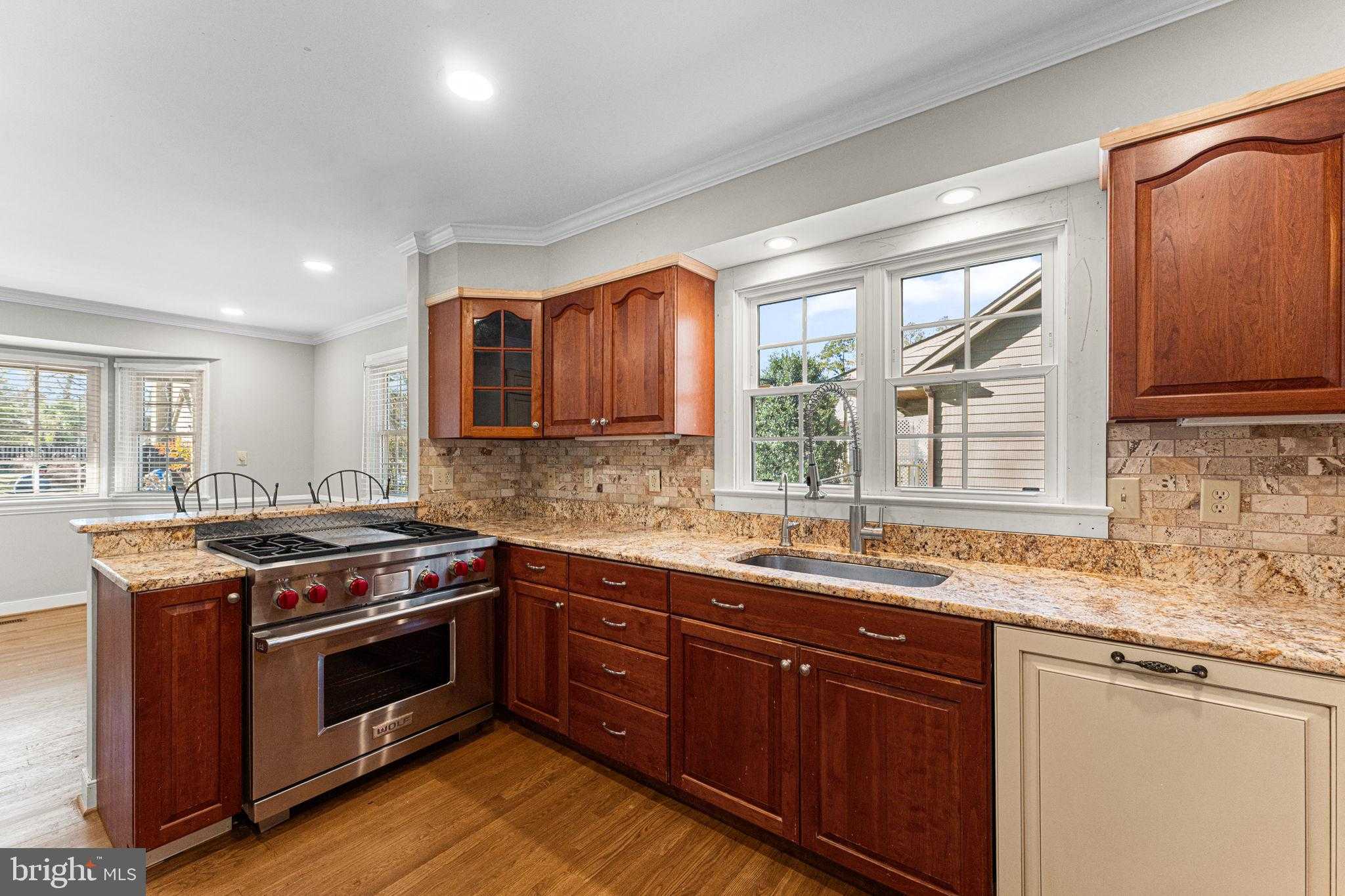 15 Heatherfield CT photo 7