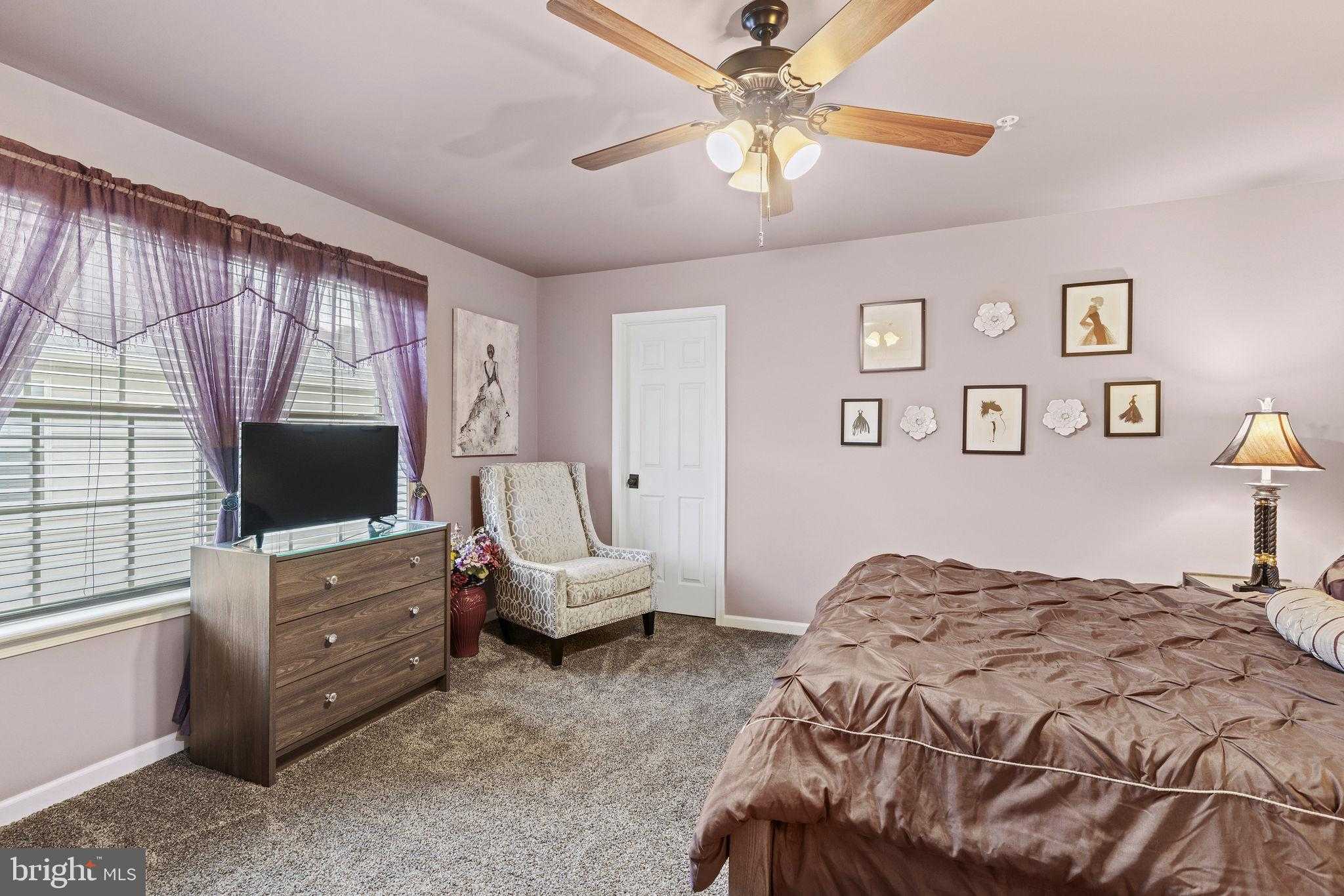 1635 Vista Bay CT photo 38