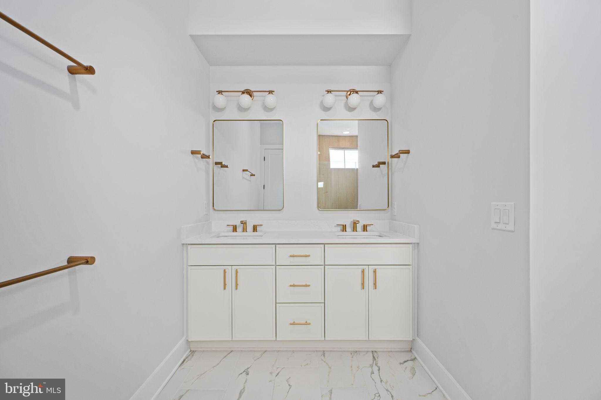 8621 Rosni Way photo 76