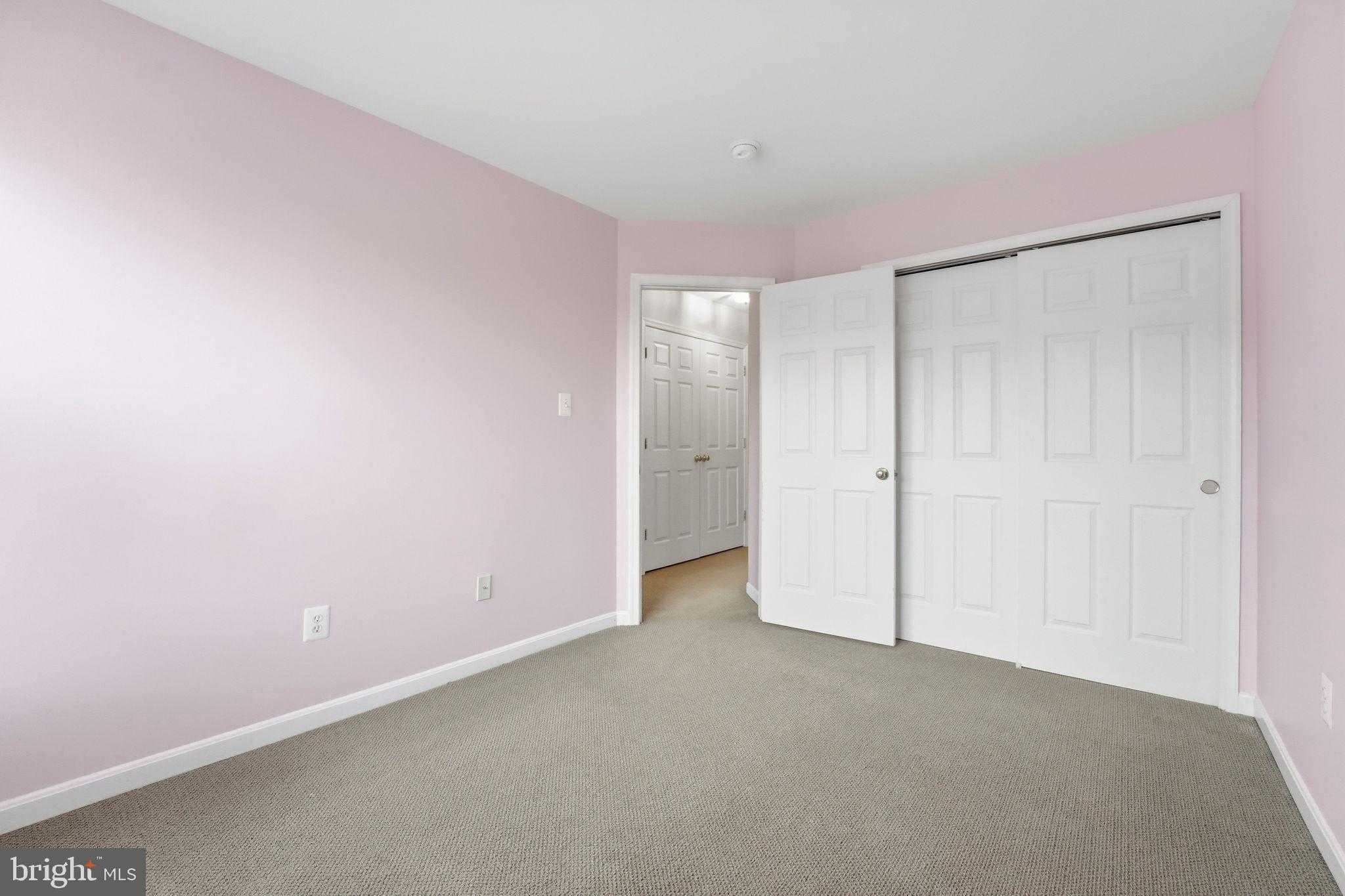 808 Persimmon Pl photo 34