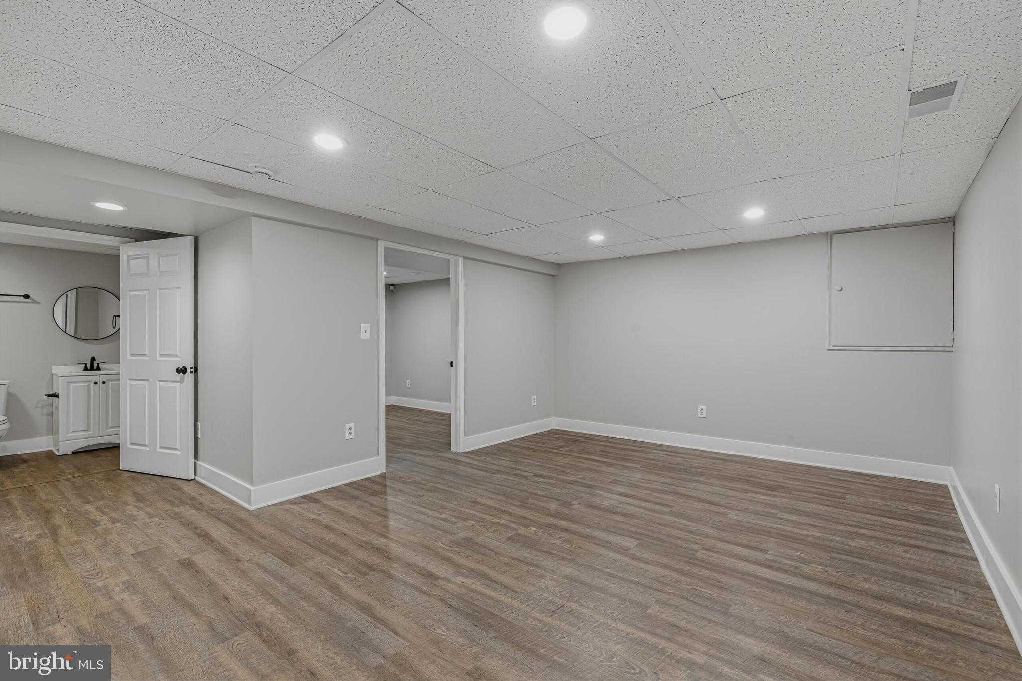 21804 Watson Rd photo 32