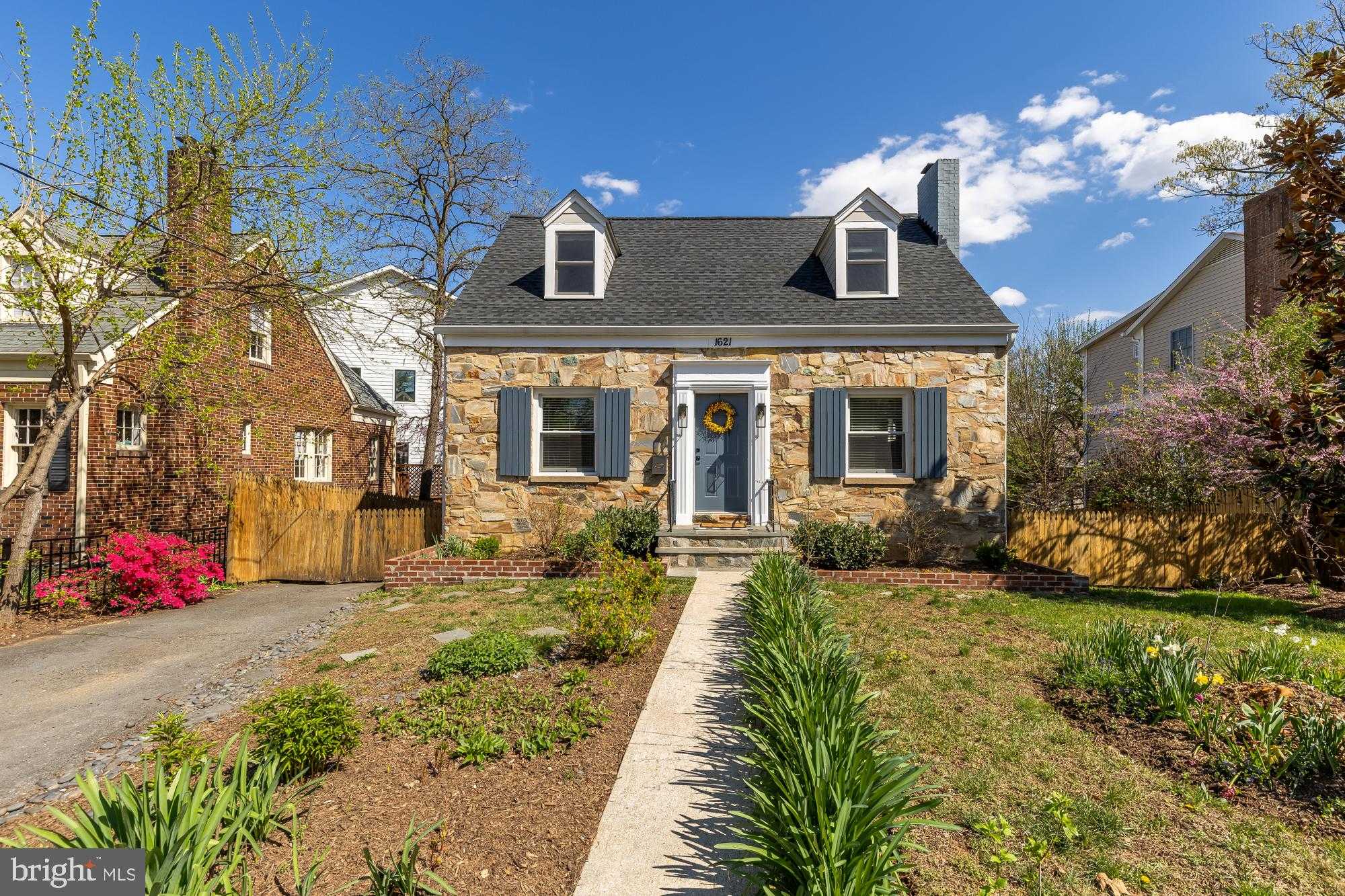 1621 N Quincy St, Arlington