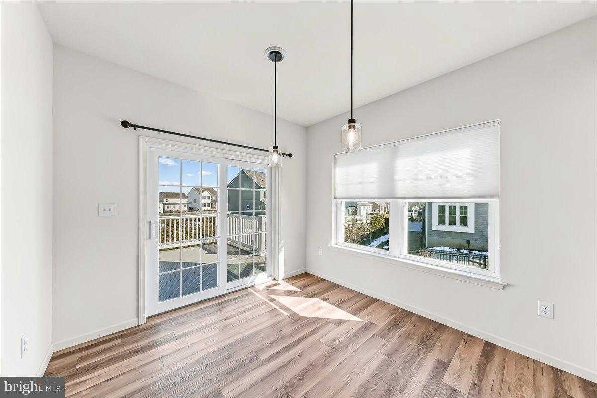 245 Flintwood Dr photo 14