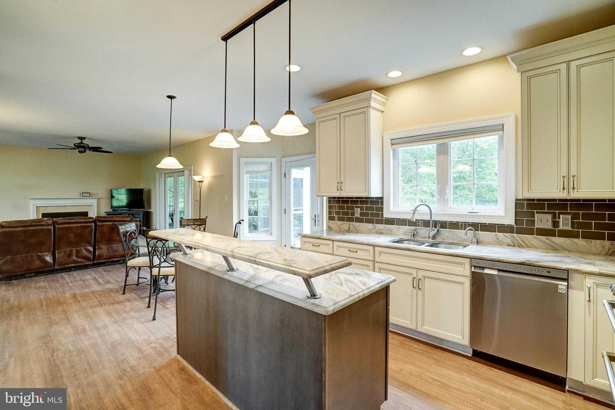 63 Lake Forest Dr photo 29