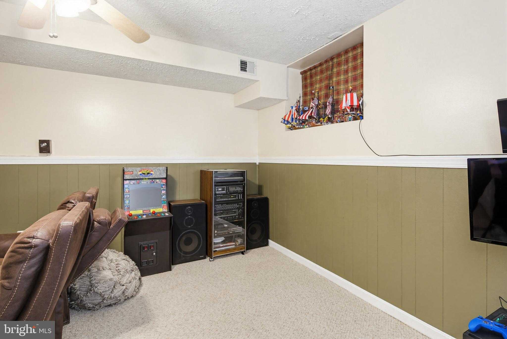 6444 Ducketts Ln # 9-1 photo 29