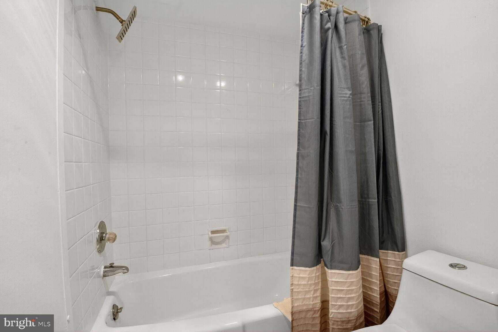 5500 Friendship Blvd Apt 2227n photo 17