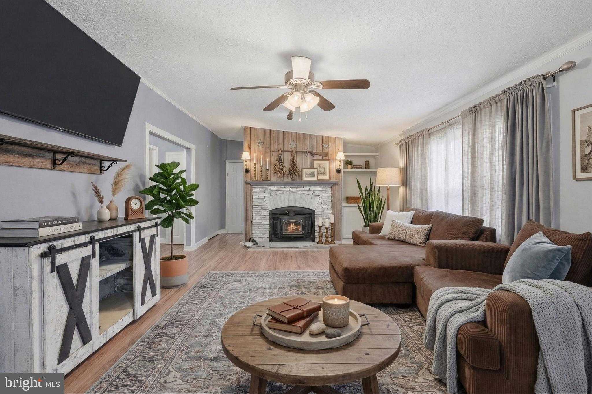 12913 W Catharpin Rd photo 3