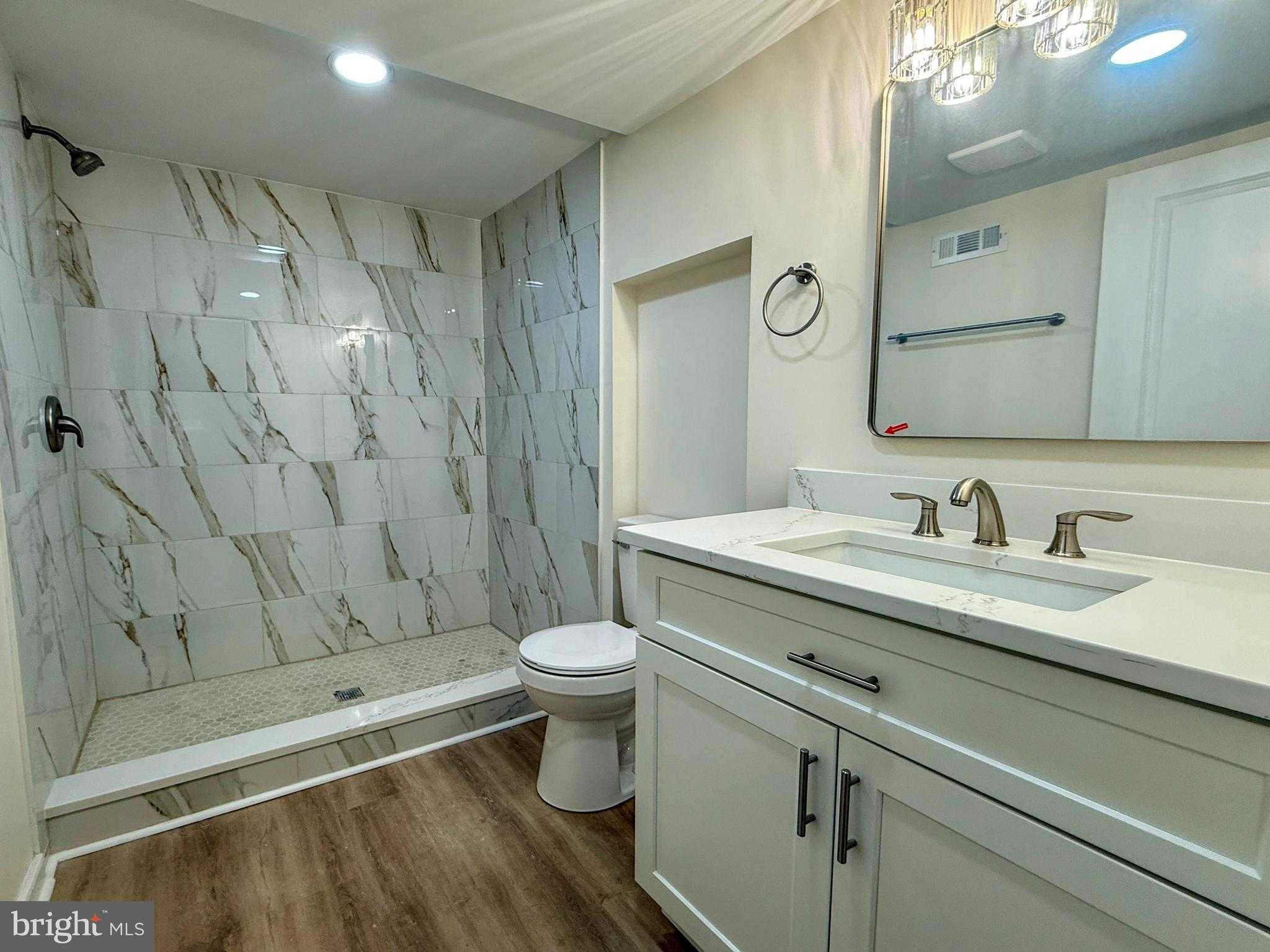 504 Crisfield Rd photo 12