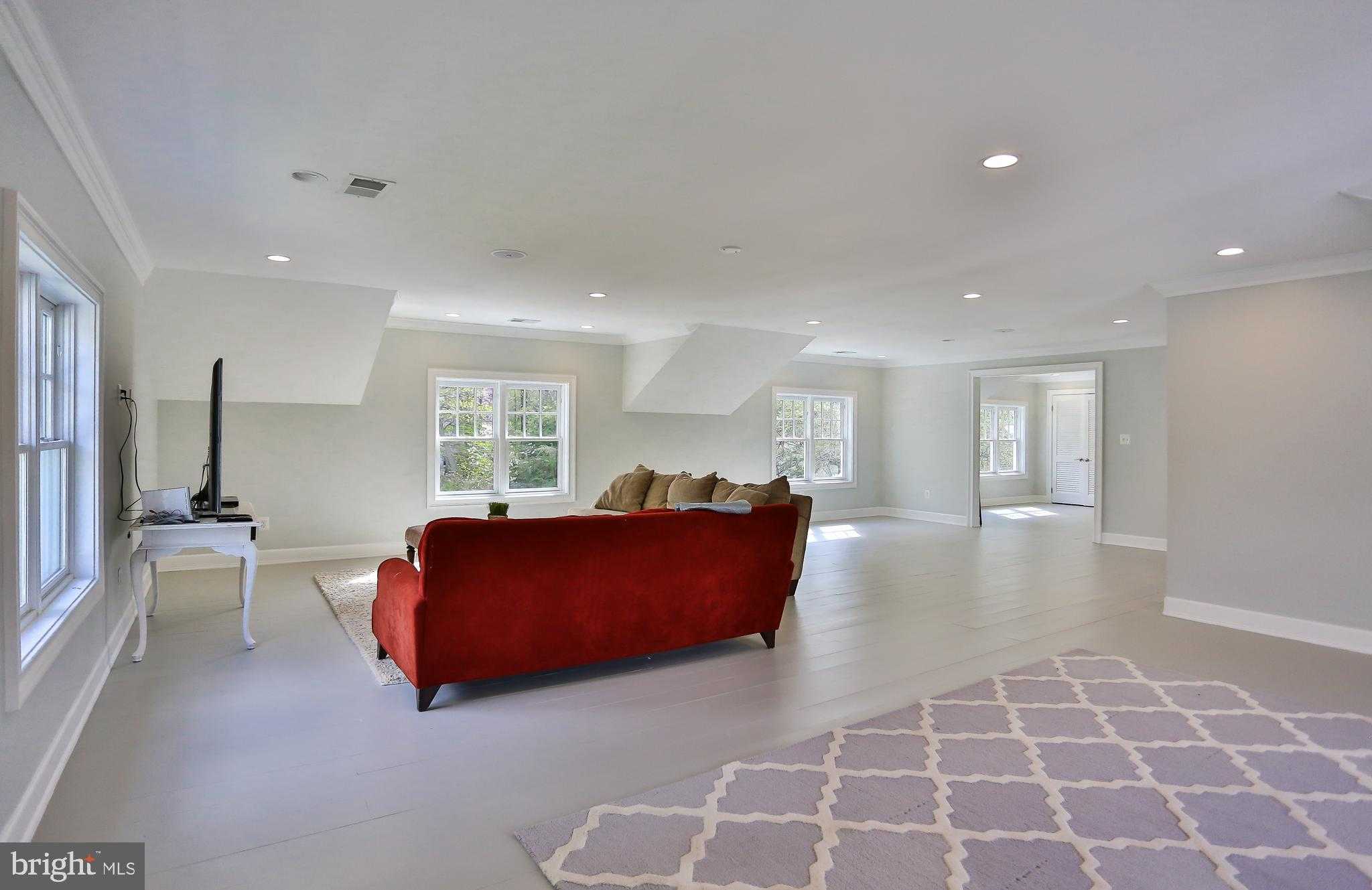 6329 Linway Ter photo 47