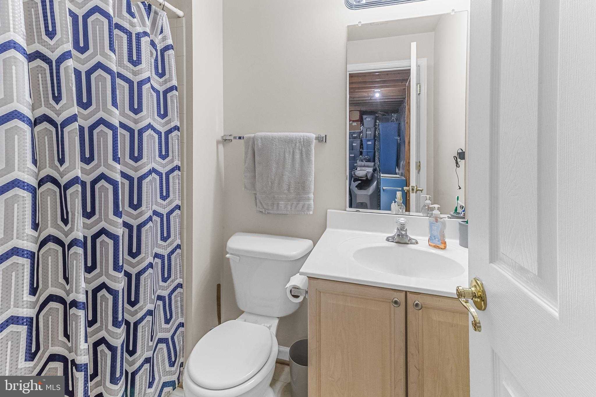 811 Talisman Dr photo 37