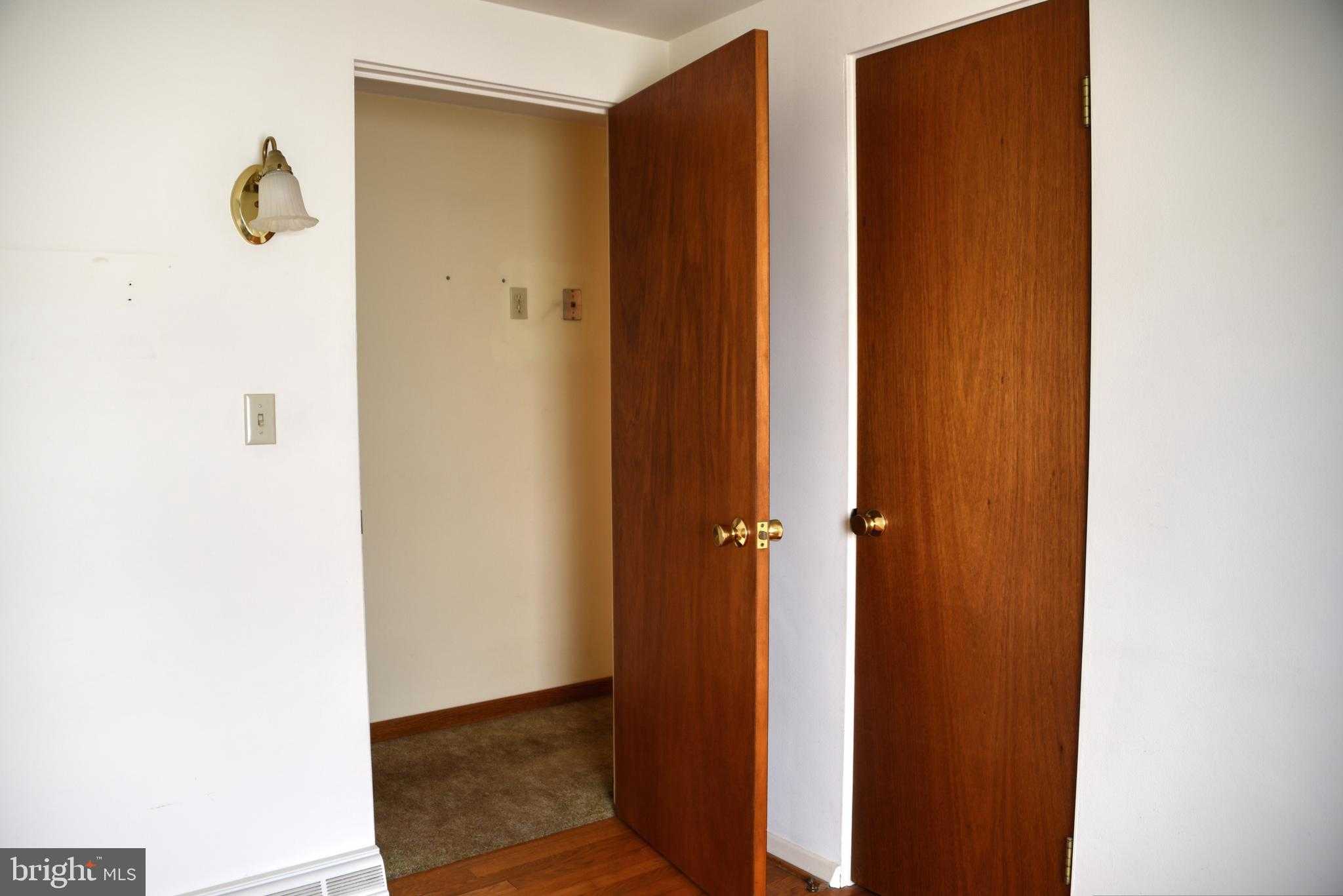 420 E Maple St photo 13