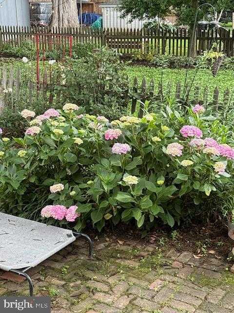 126 S Commerce St photo 60