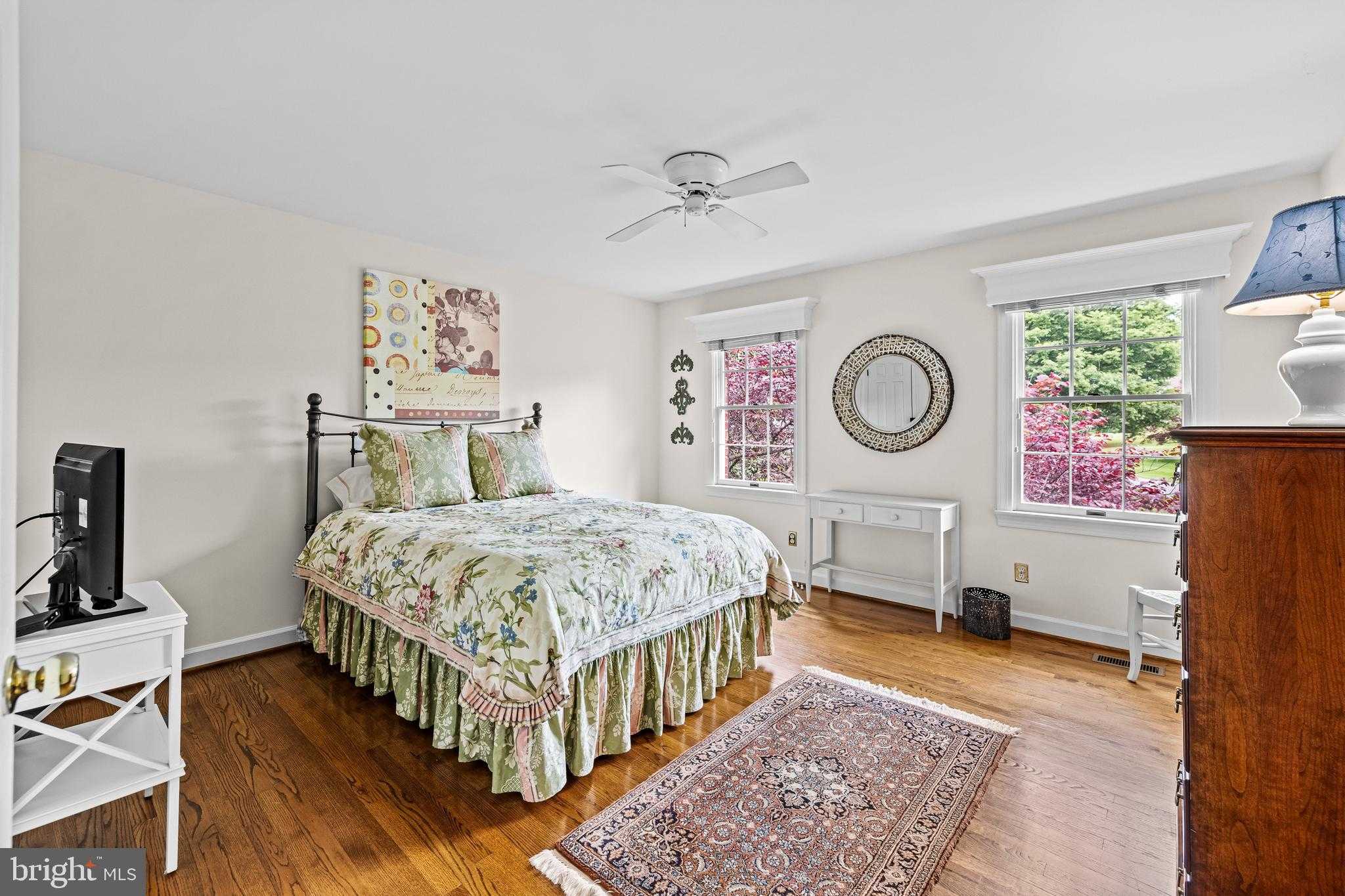 14210 Sawmill CT photo 32