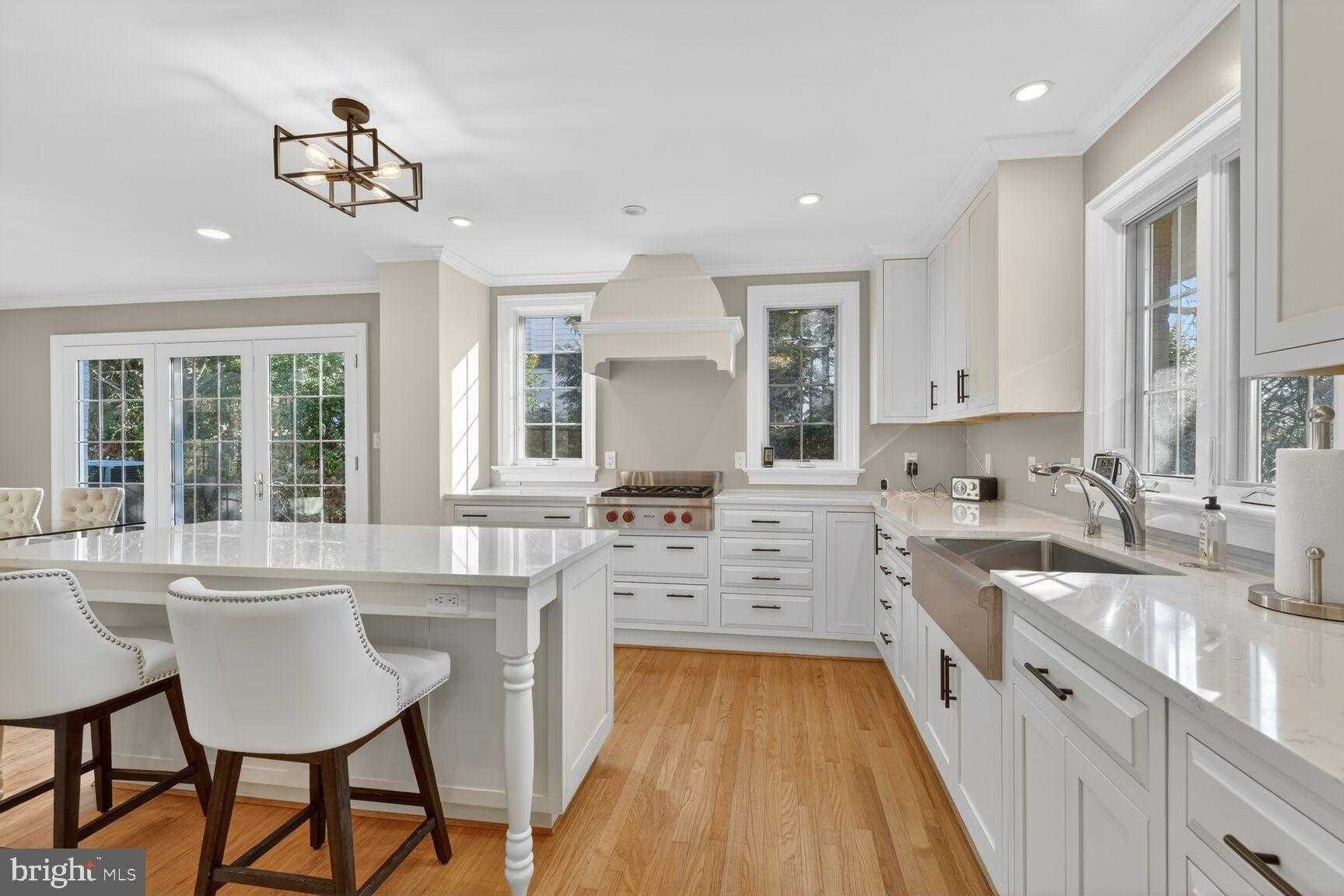 3830 Roberts Ln photo 10