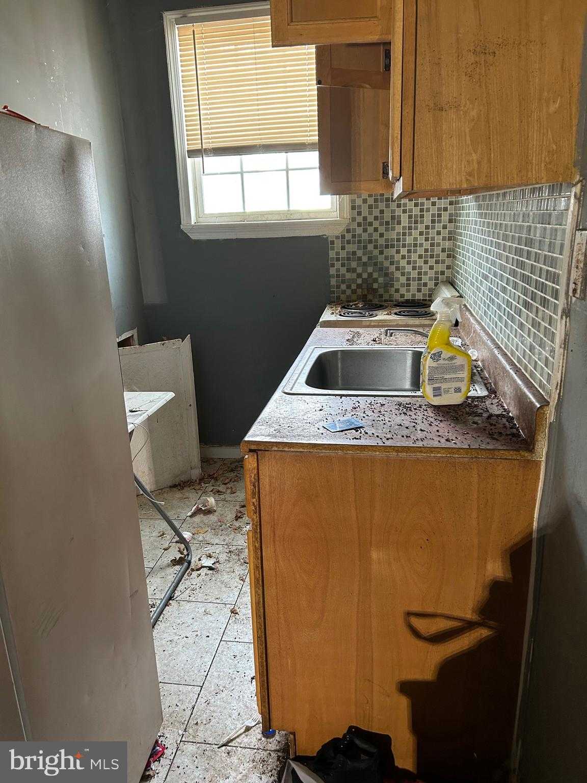 2468 N Dover St photo 14